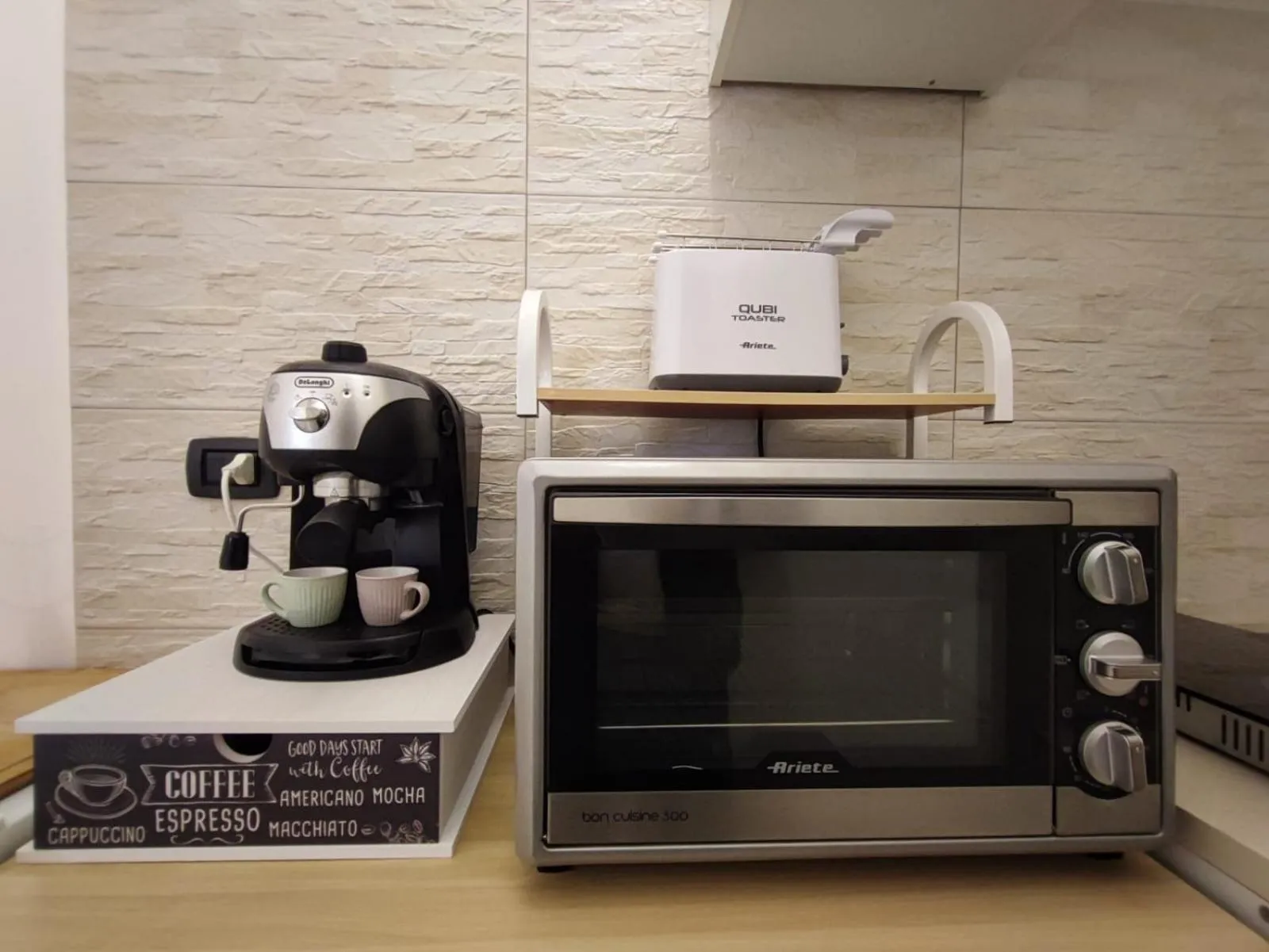 Coffee/tea facilities in My Suite Fiuggi