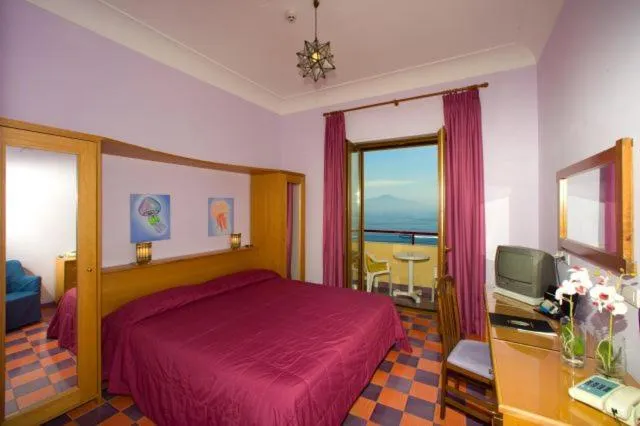 Bed in Hotel Minerva