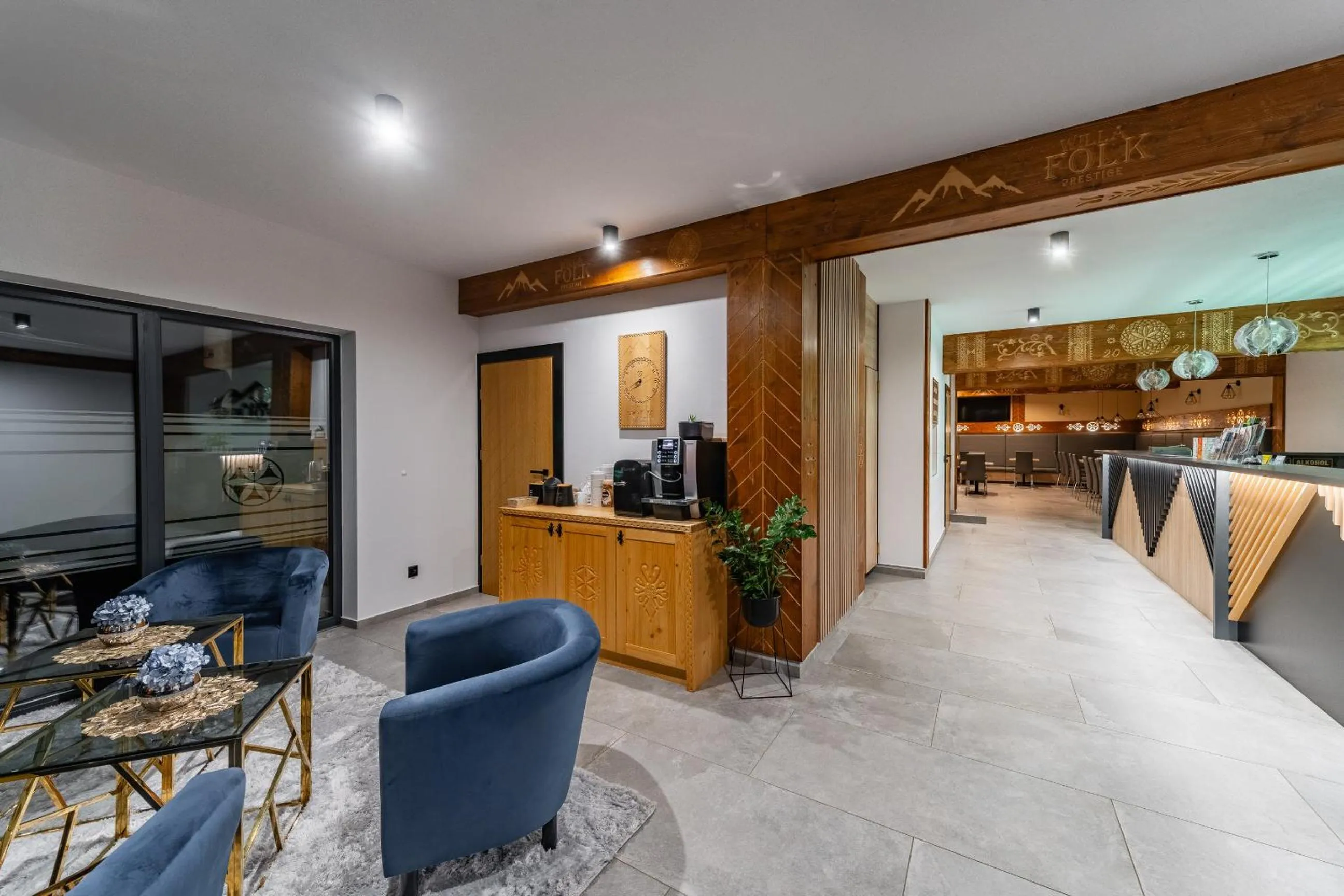 Restaurant/places to eat in Willa Folk Prestige