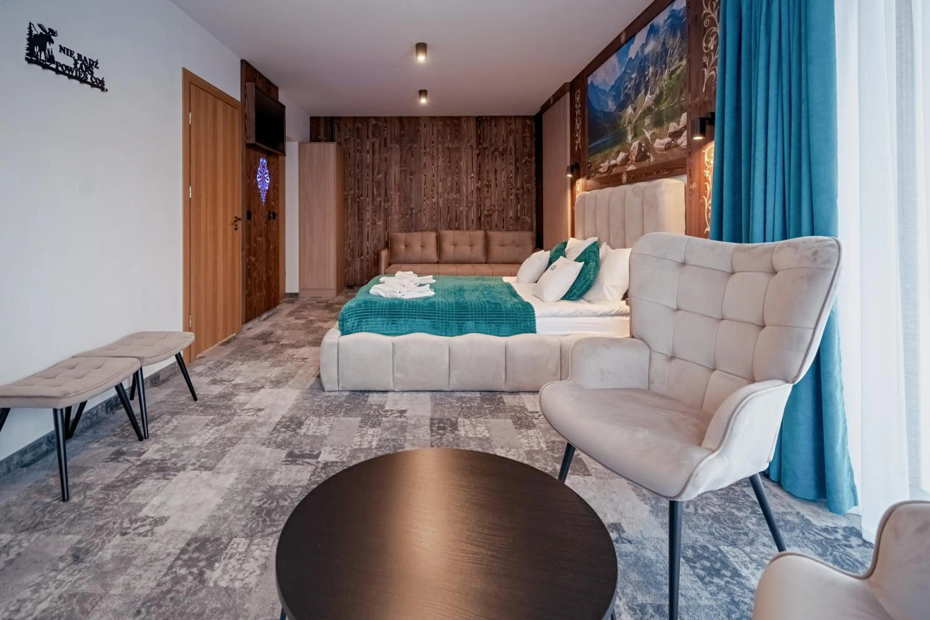 Bed in Willa Folk Prestige