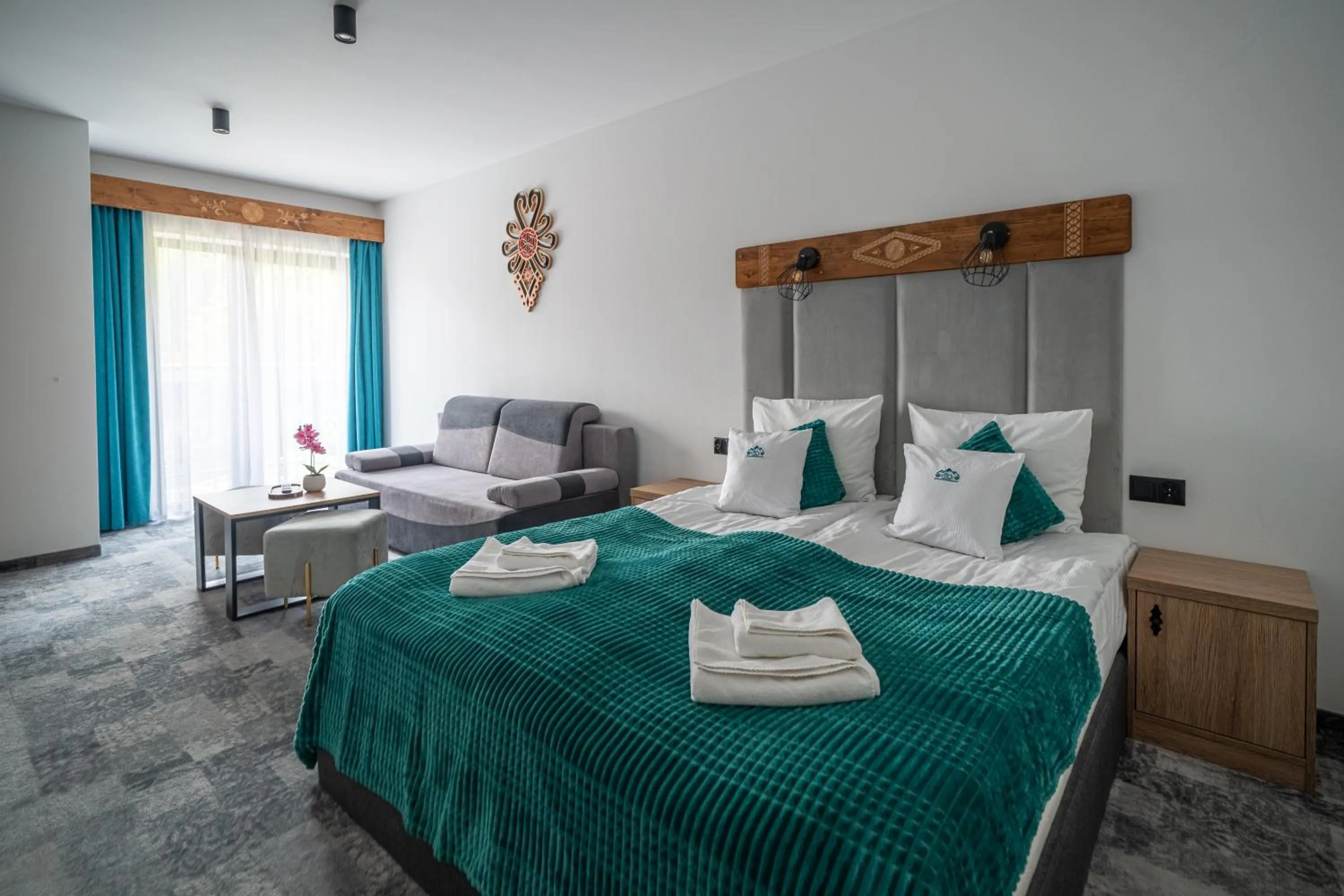 Bed in Willa Folk Prestige