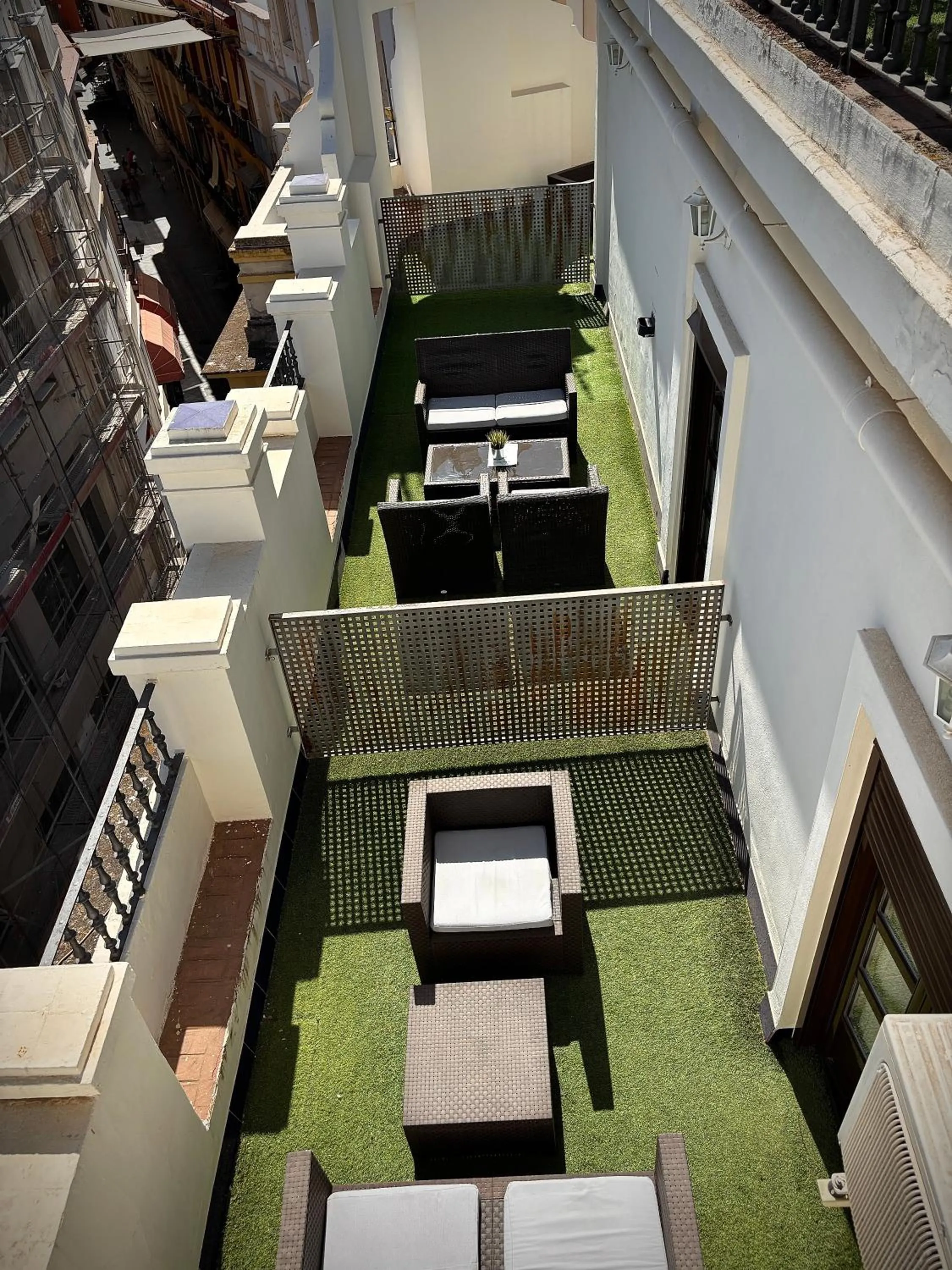 Seating area in Hotel Plaza