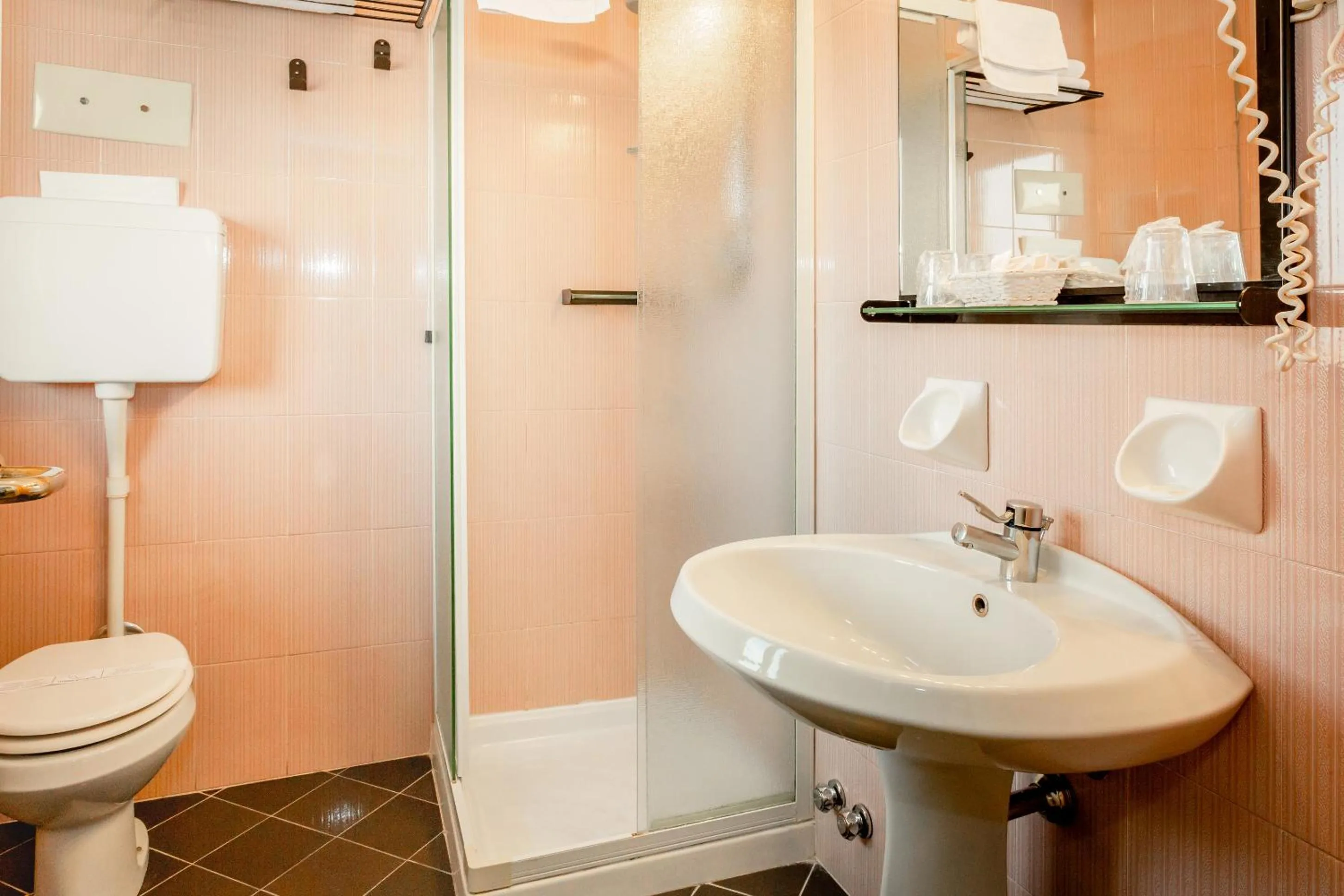 Bathroom in RHI Porta Bologna