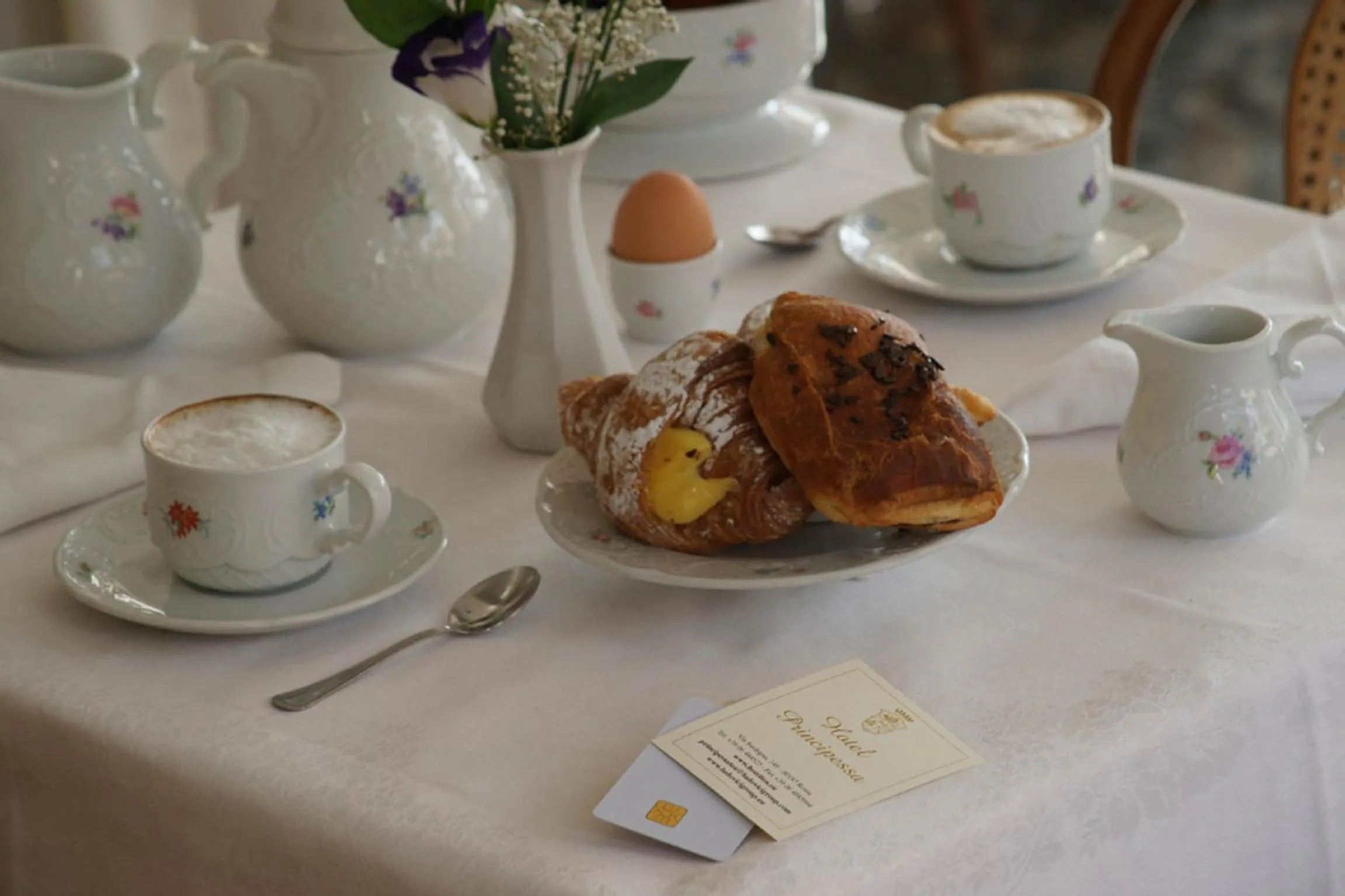 Restaurant/places to eat in Hotel Principessa Isabella