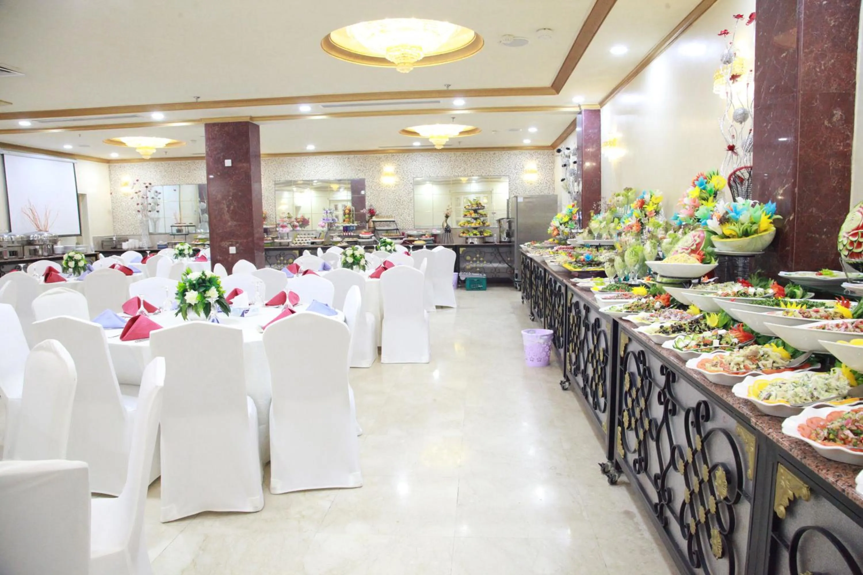 Breakfast in Roshan Al Azhar Hotel