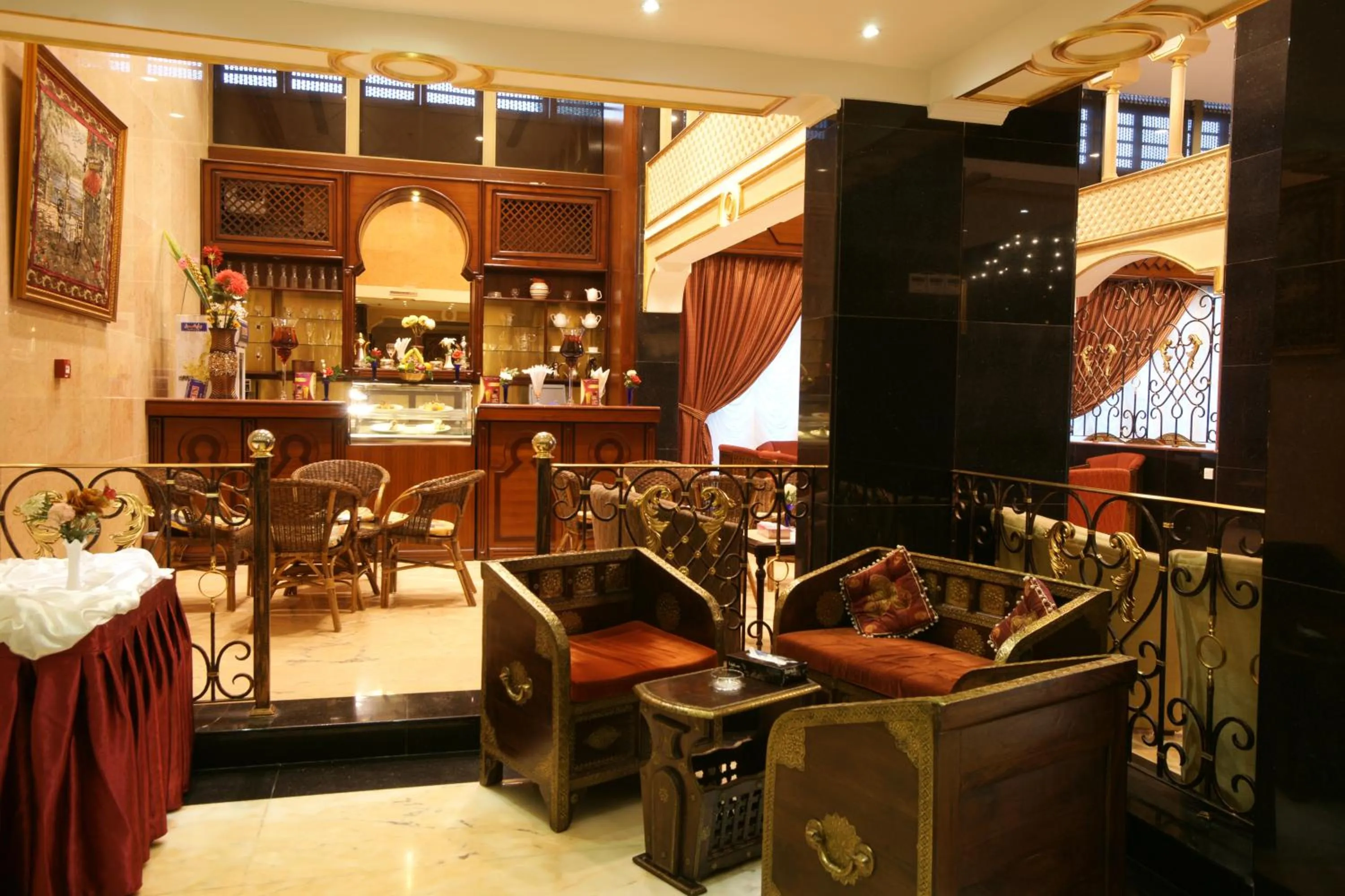 Lobby or reception in Roshan Al Azhar Hotel