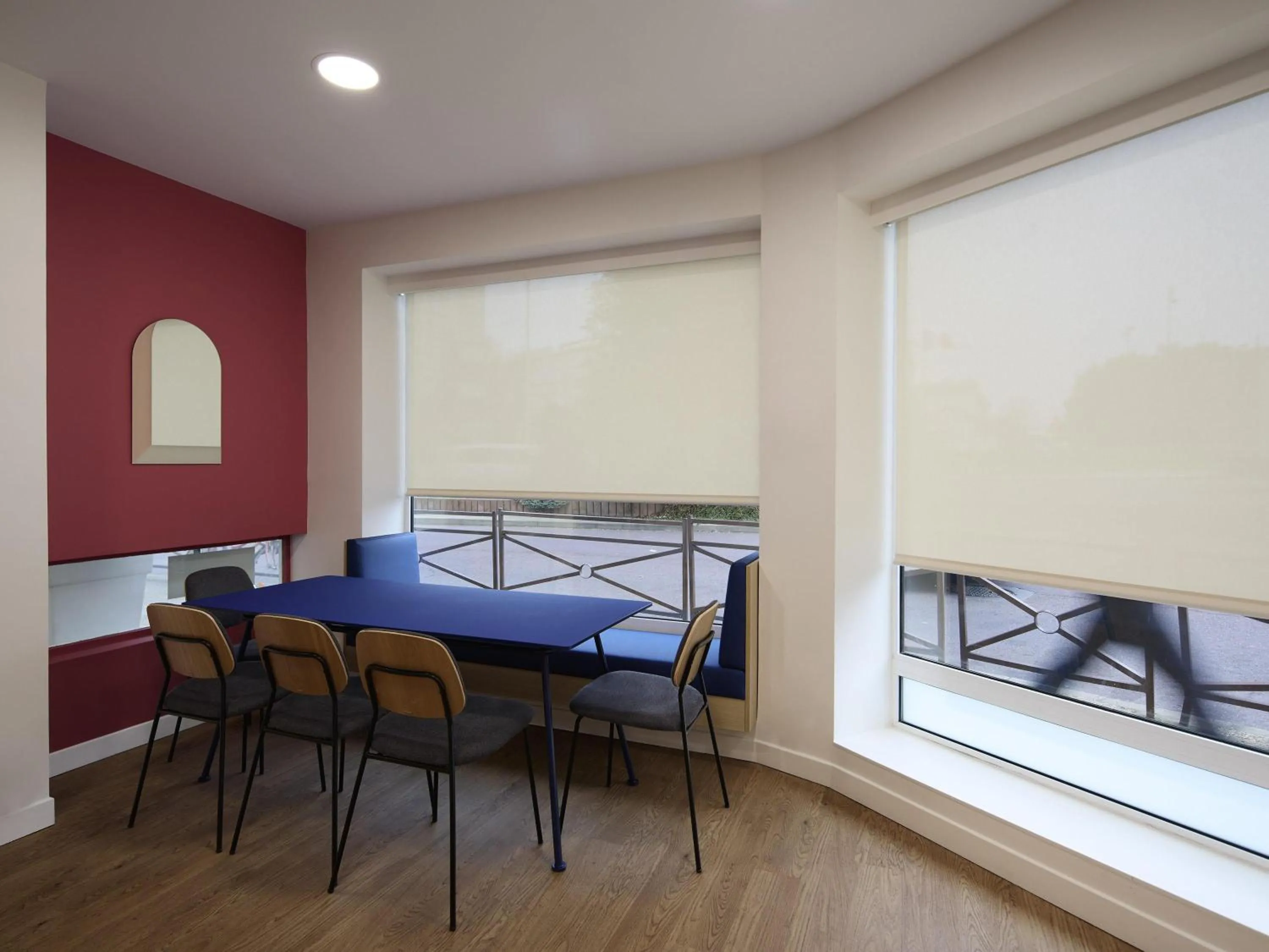 Property building in ibis Styles Paris Poissy