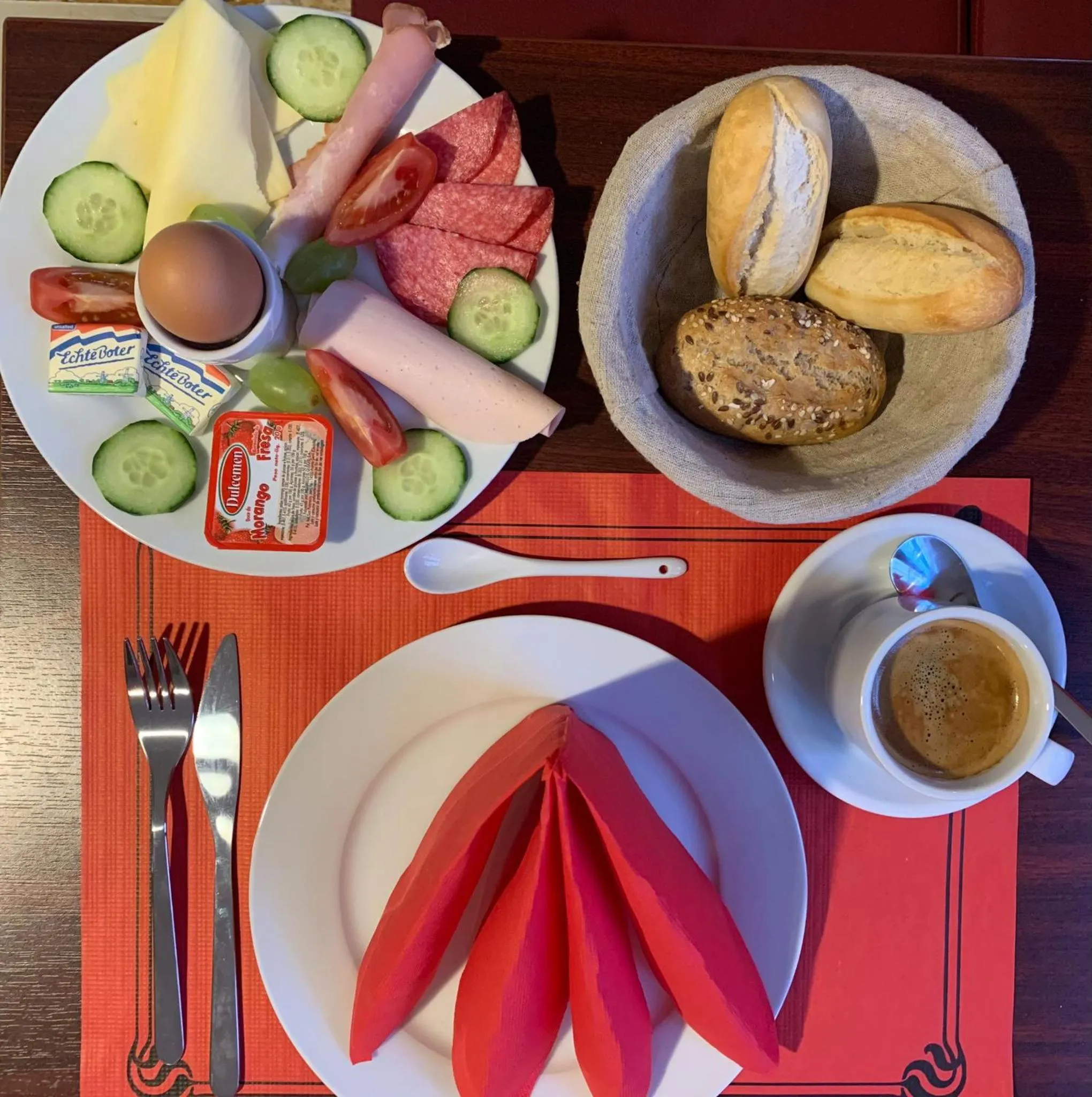 Breakfast in Das Hostal