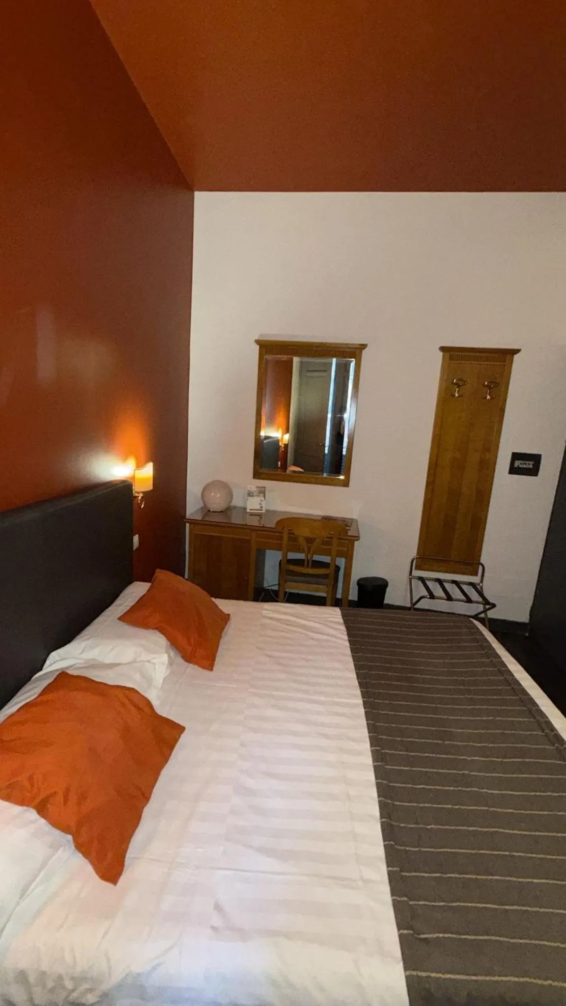 Bedroom, Bed in Hotel del Real Orto Botanico