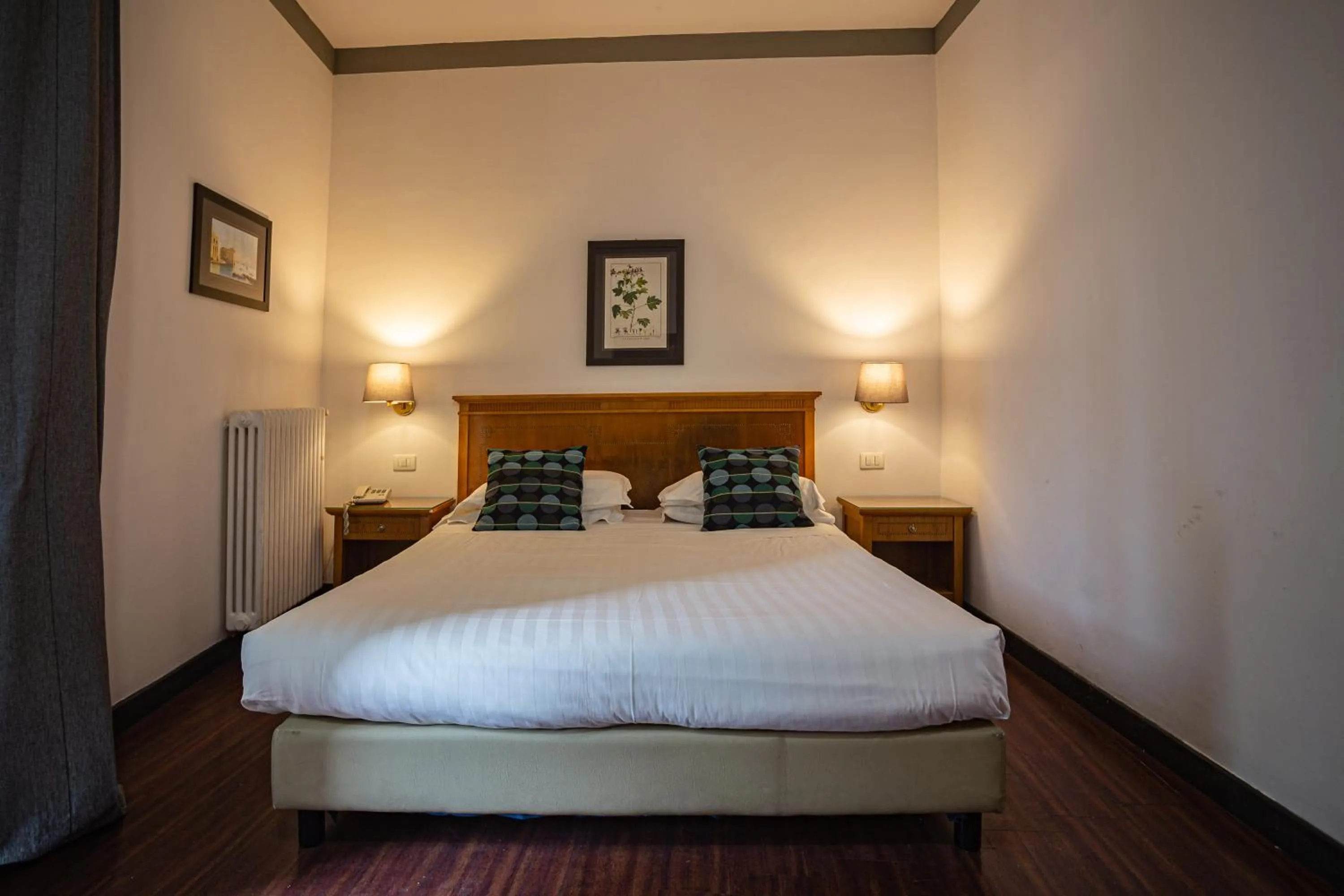 Bedroom, Bed in Hotel del Real Orto Botanico