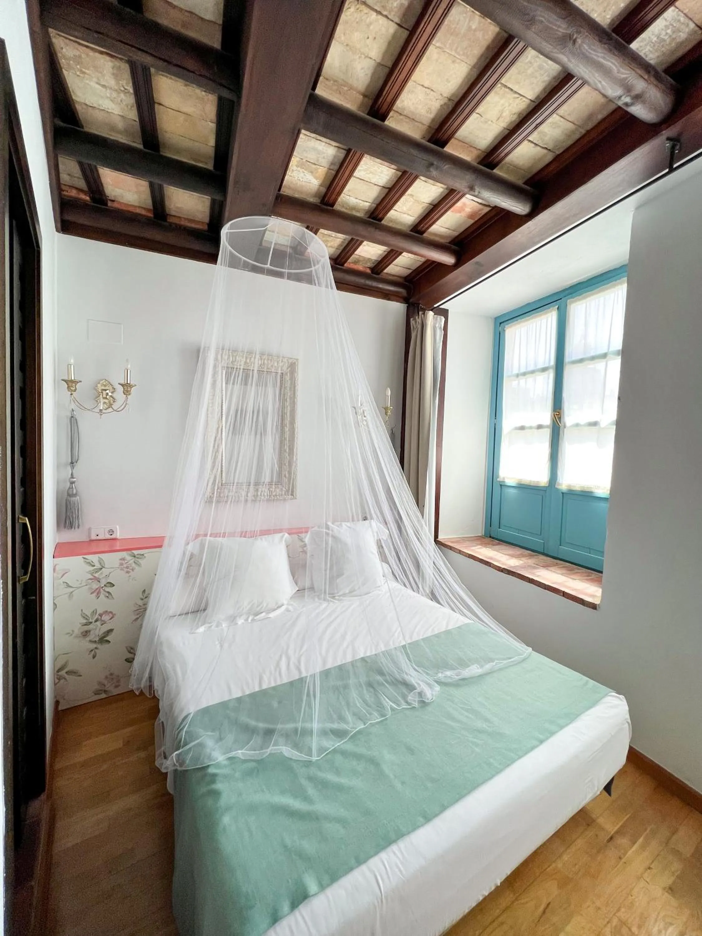 Bed in Hostal Servilia