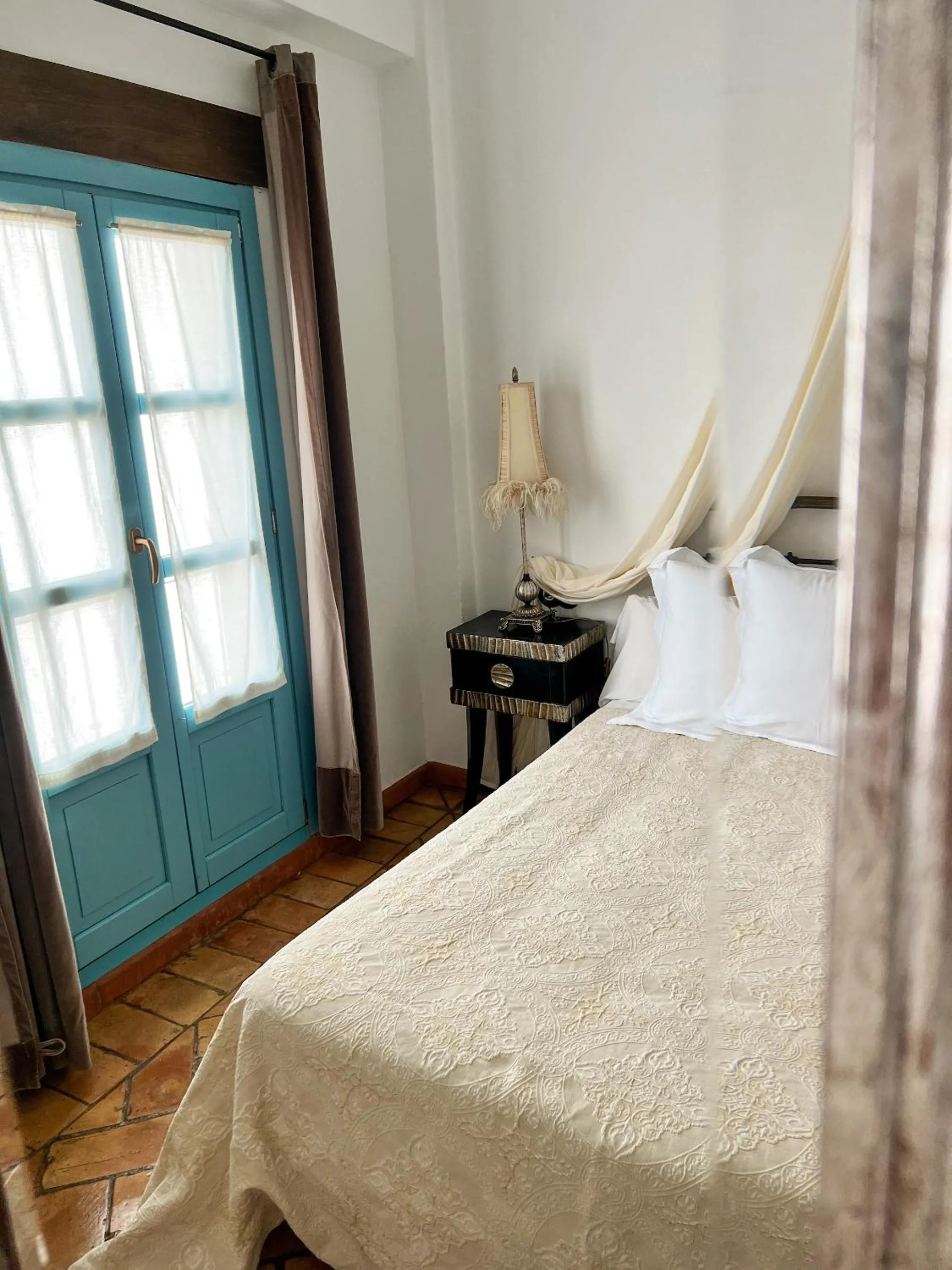 Bed in Hostal Servilia