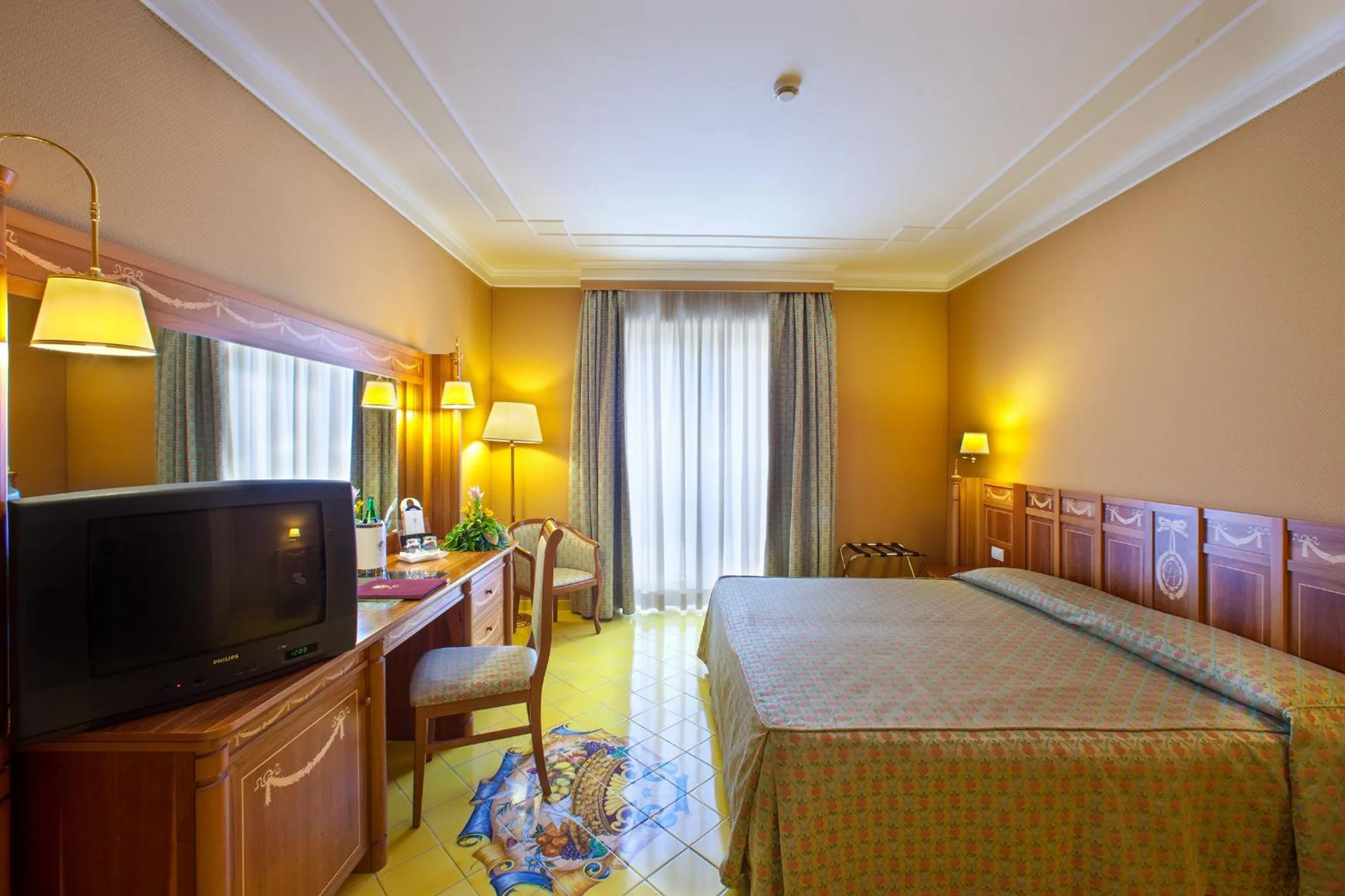 Bed in Grand Hotel La Pace - All Inclusive