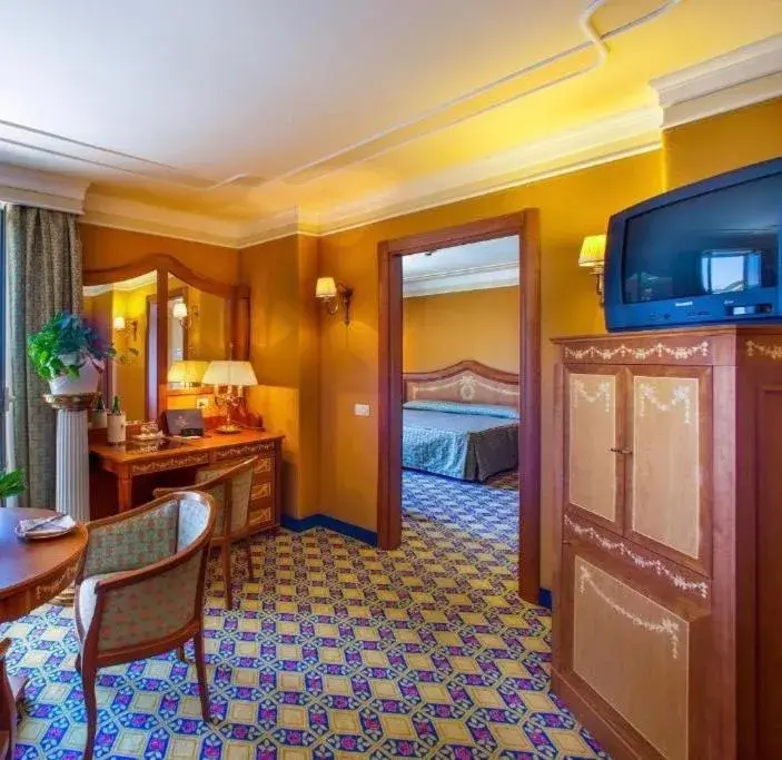 Suite with Mountain View in Grand Hotel La Pace - All Inclusive Suite with Mountain View in Grand Hotel La Pace - All Inclusive