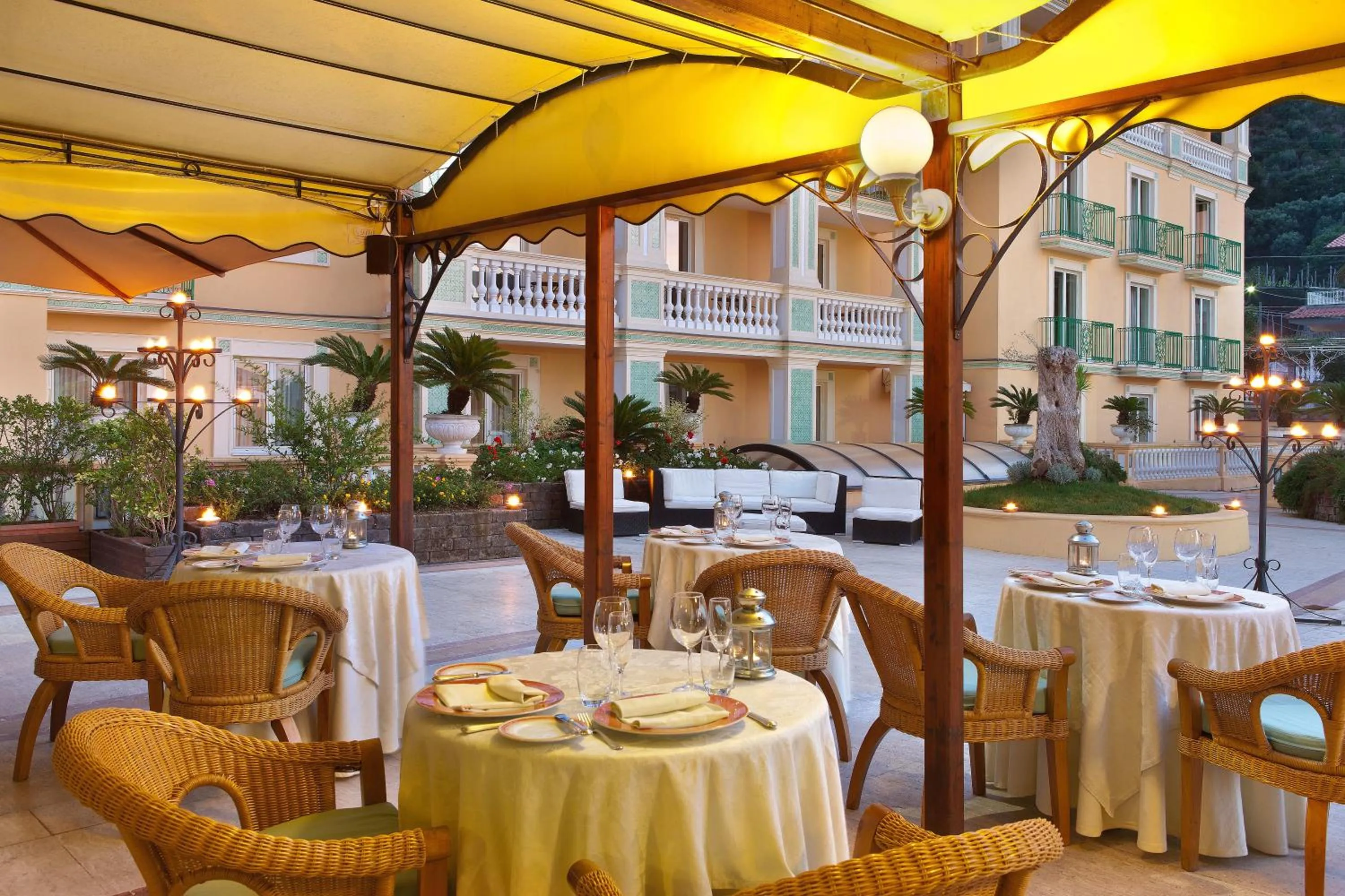 Restaurant/places to eat in Grand Hotel La Pace - All Inclusive