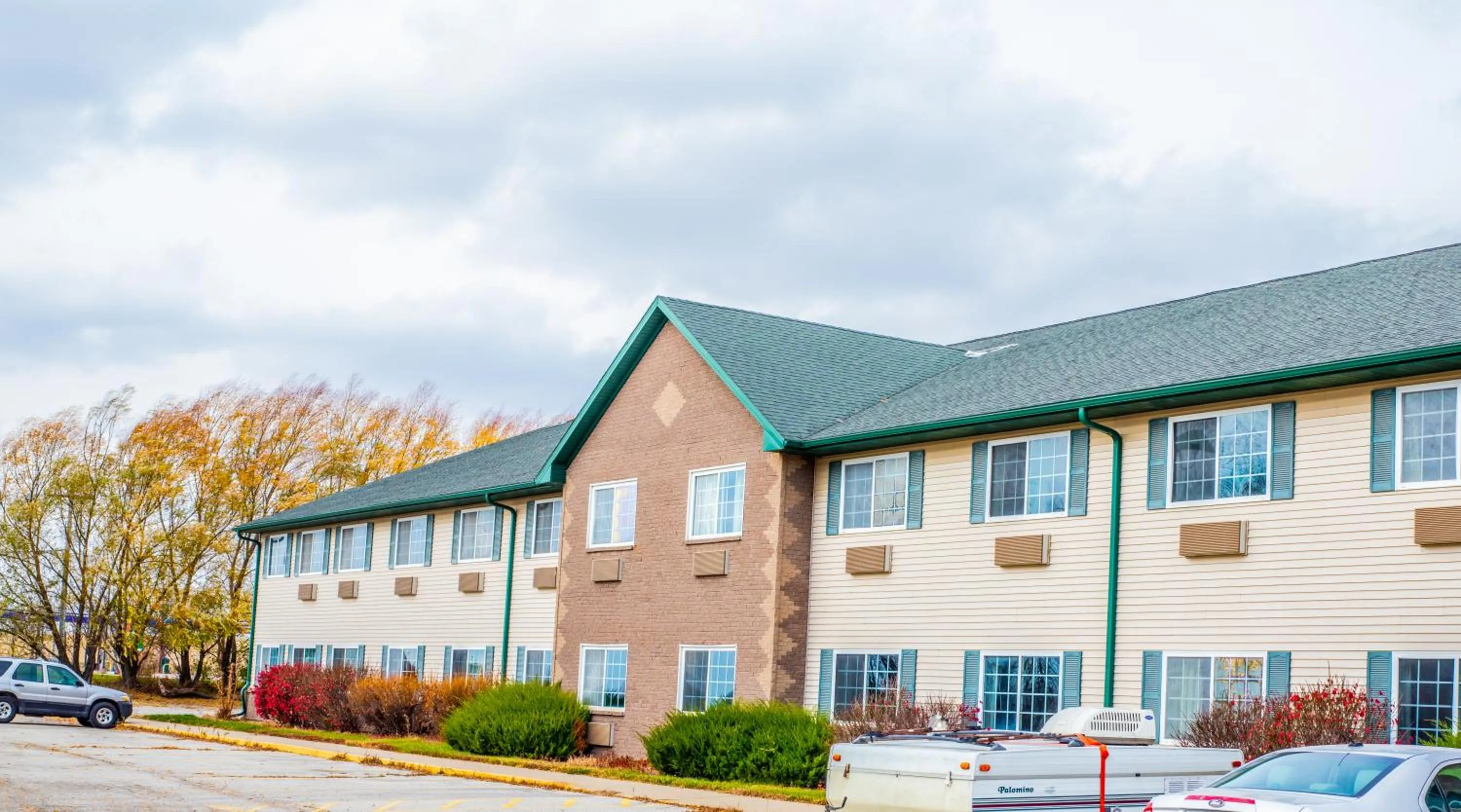 Property building in Colfax Inn By Marifah