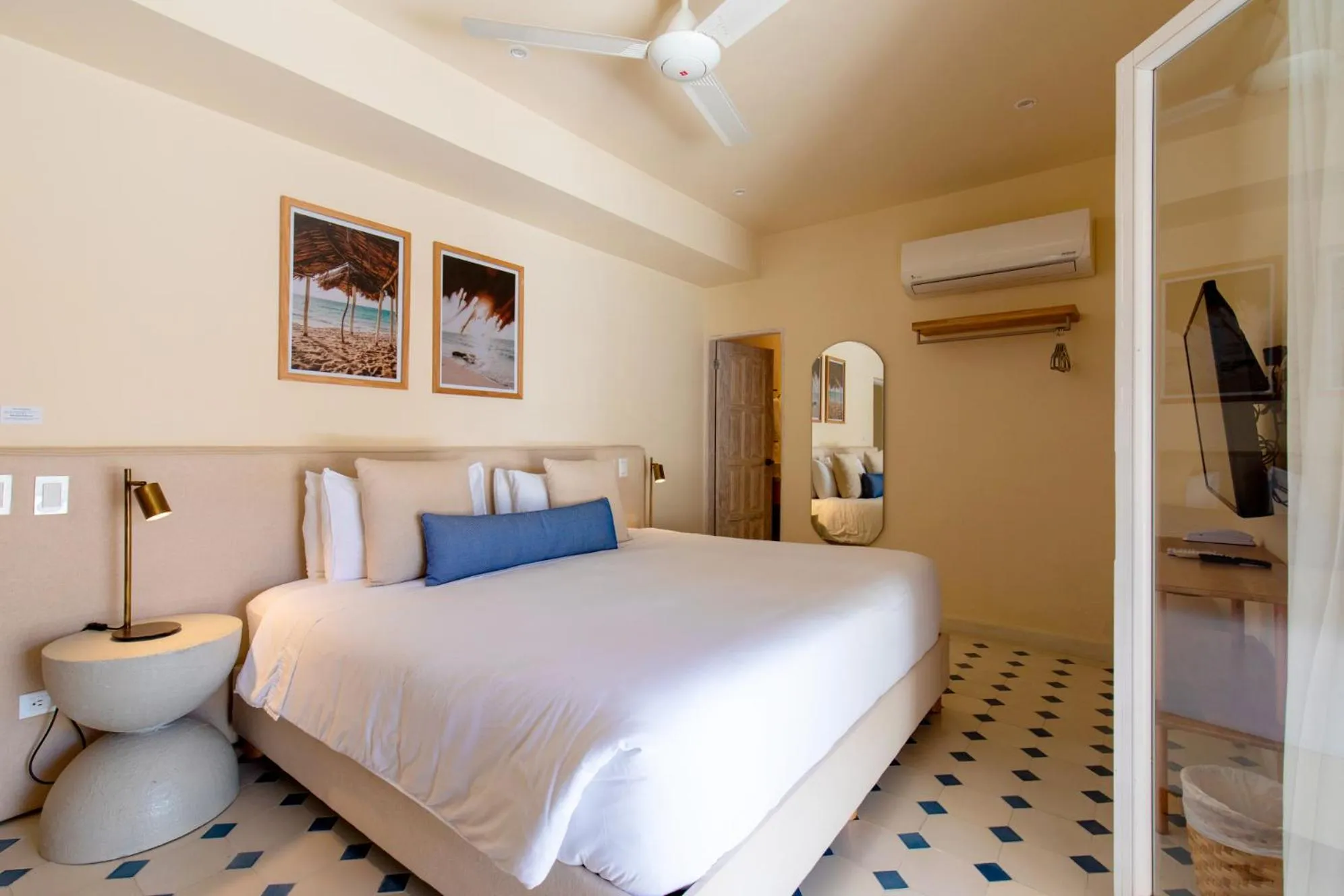 Bedroom, Bed in B Haus Hotel Boutique