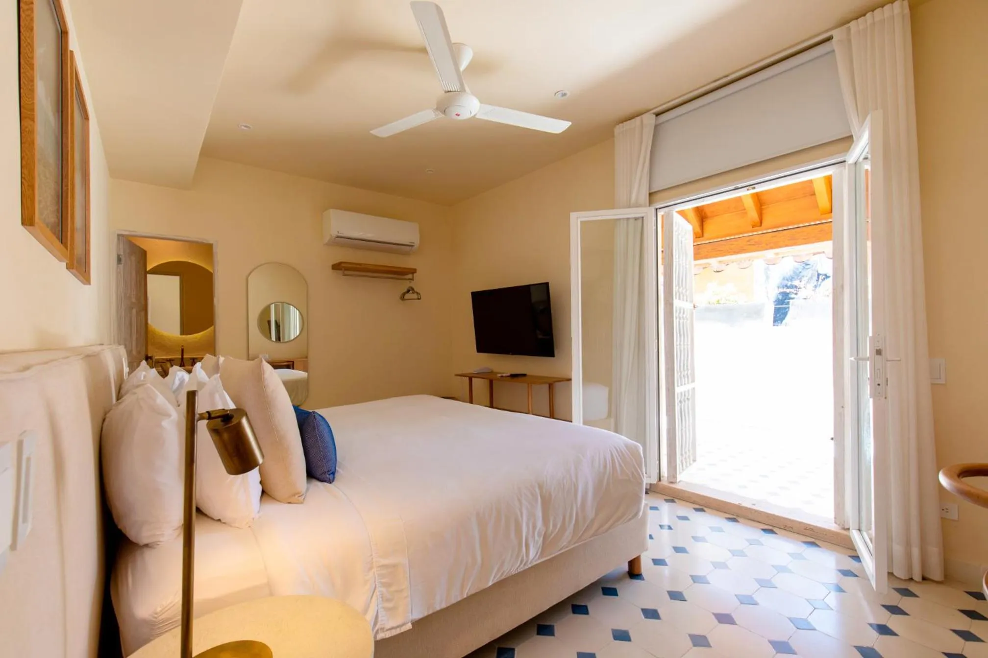 Bedroom, Bed in B Haus Hotel Boutique