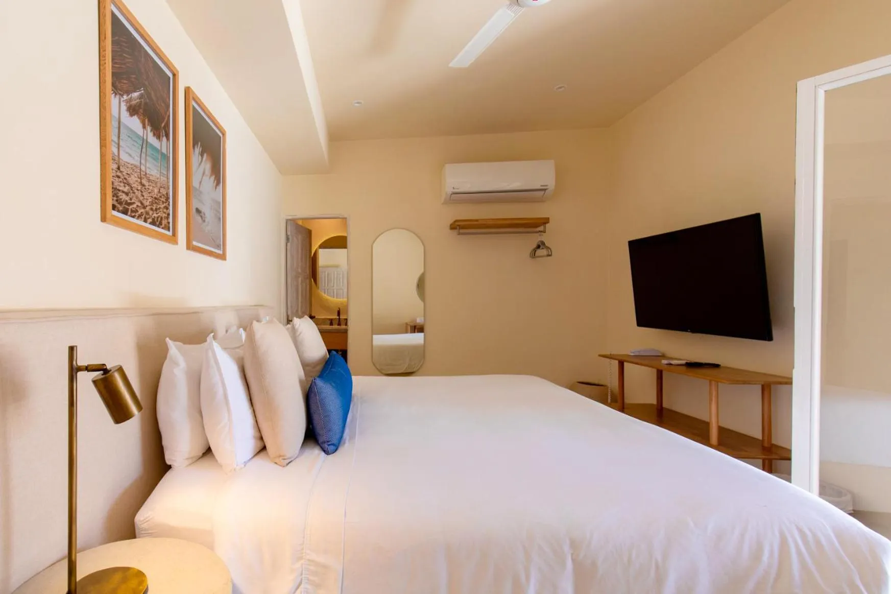 Bedroom, Bed in B Haus Hotel Boutique