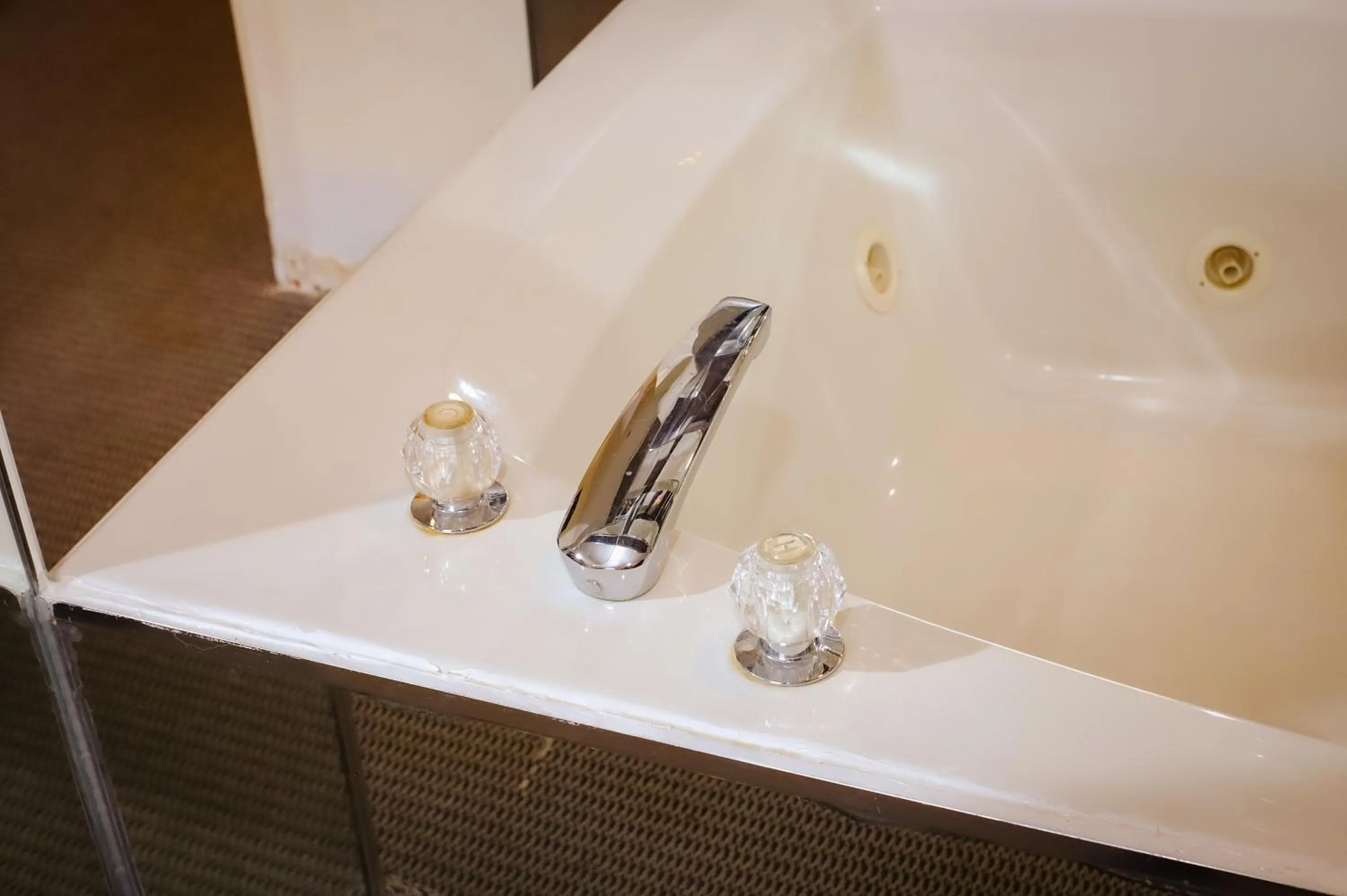 Bathroom in Cozy House Inn by Marifah