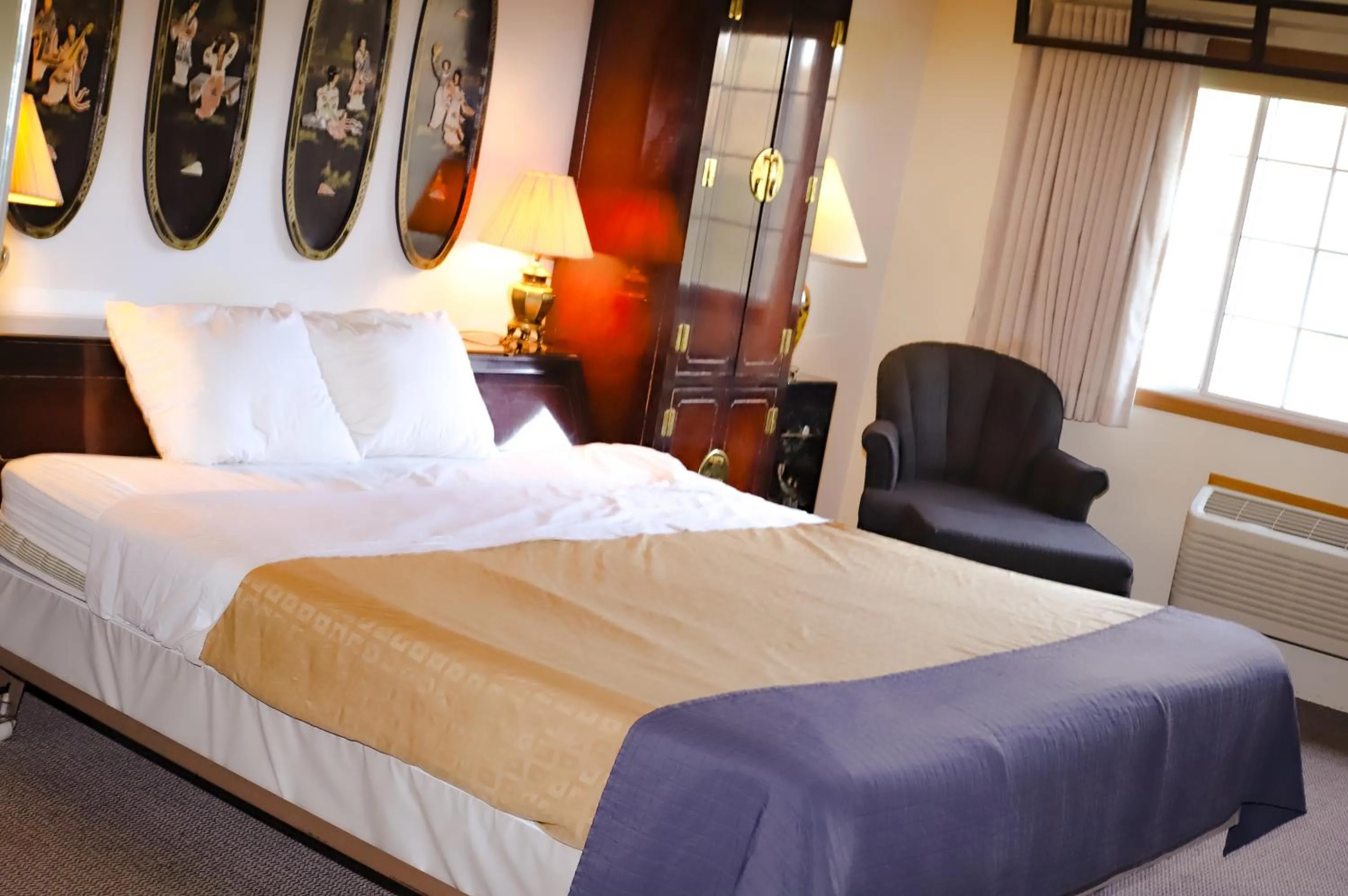 Bed in Cozy House Inn by Marifah