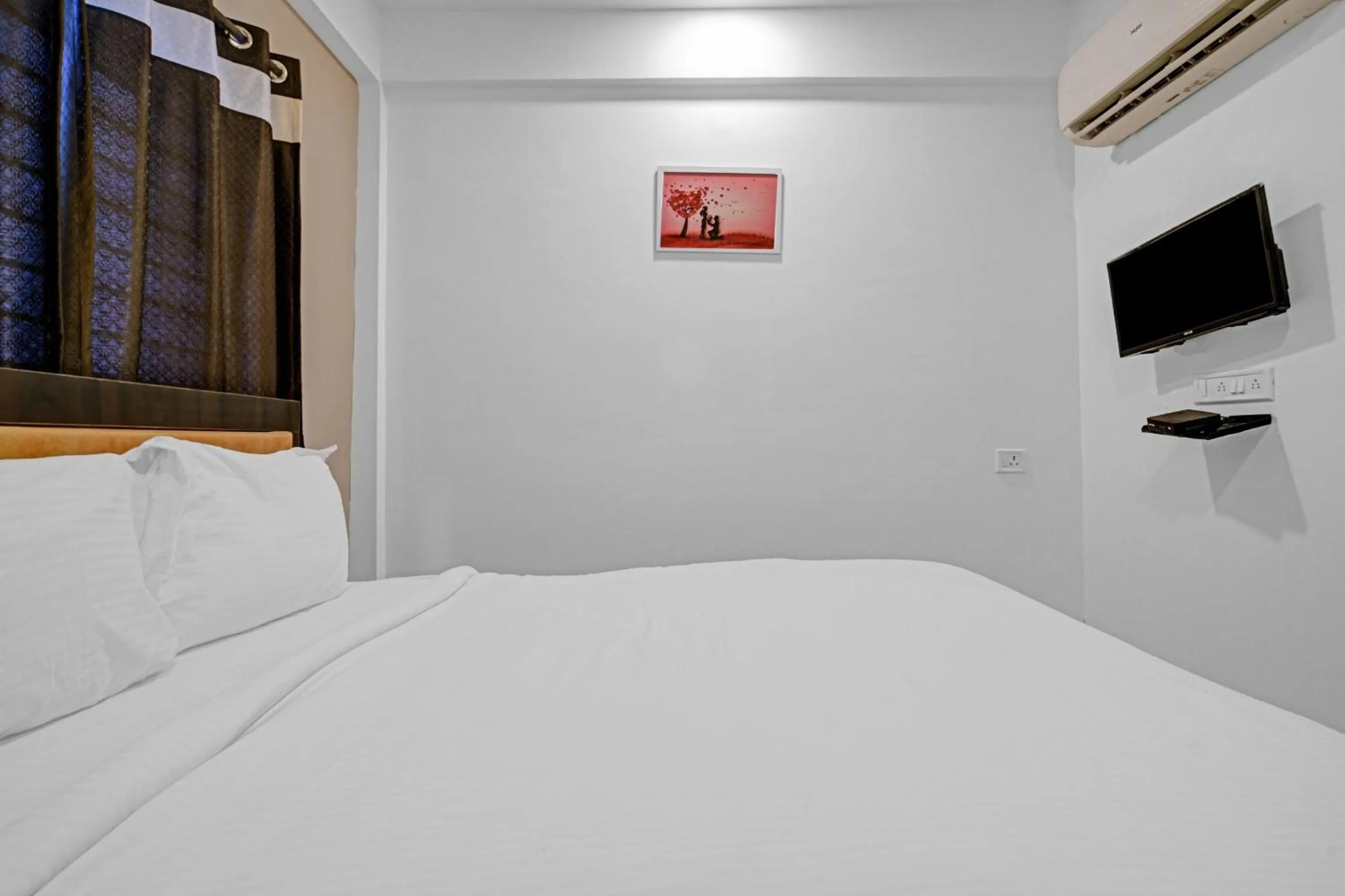 Lobby or reception in Collection O The Eternity Near LIG Sqaure