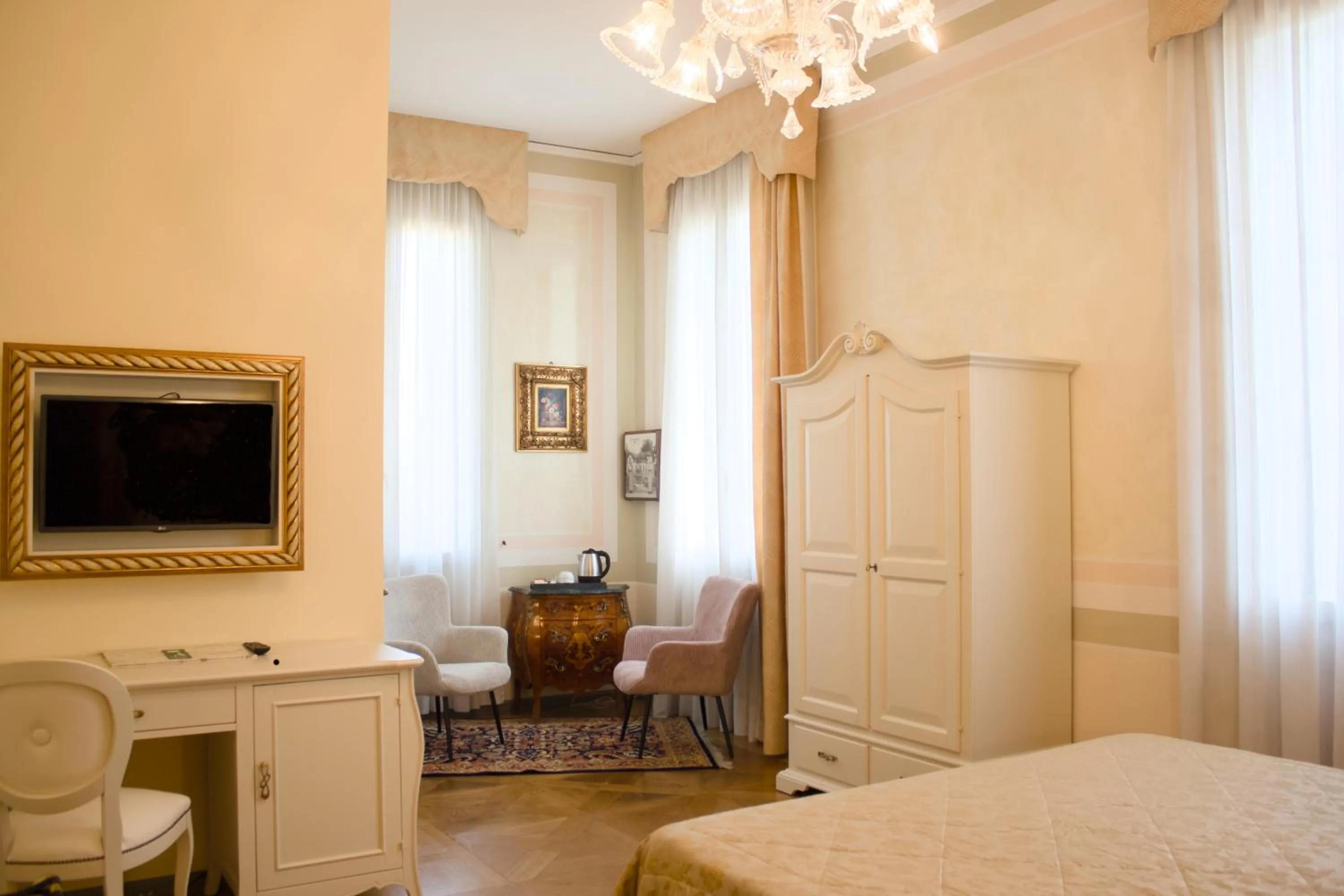 Bedroom, Bed in Hotel Villa Stucky