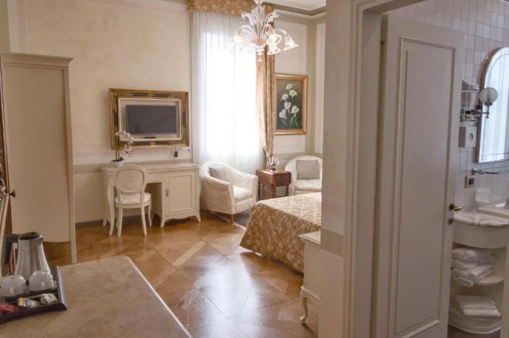 Bedroom in Hotel Villa Stucky