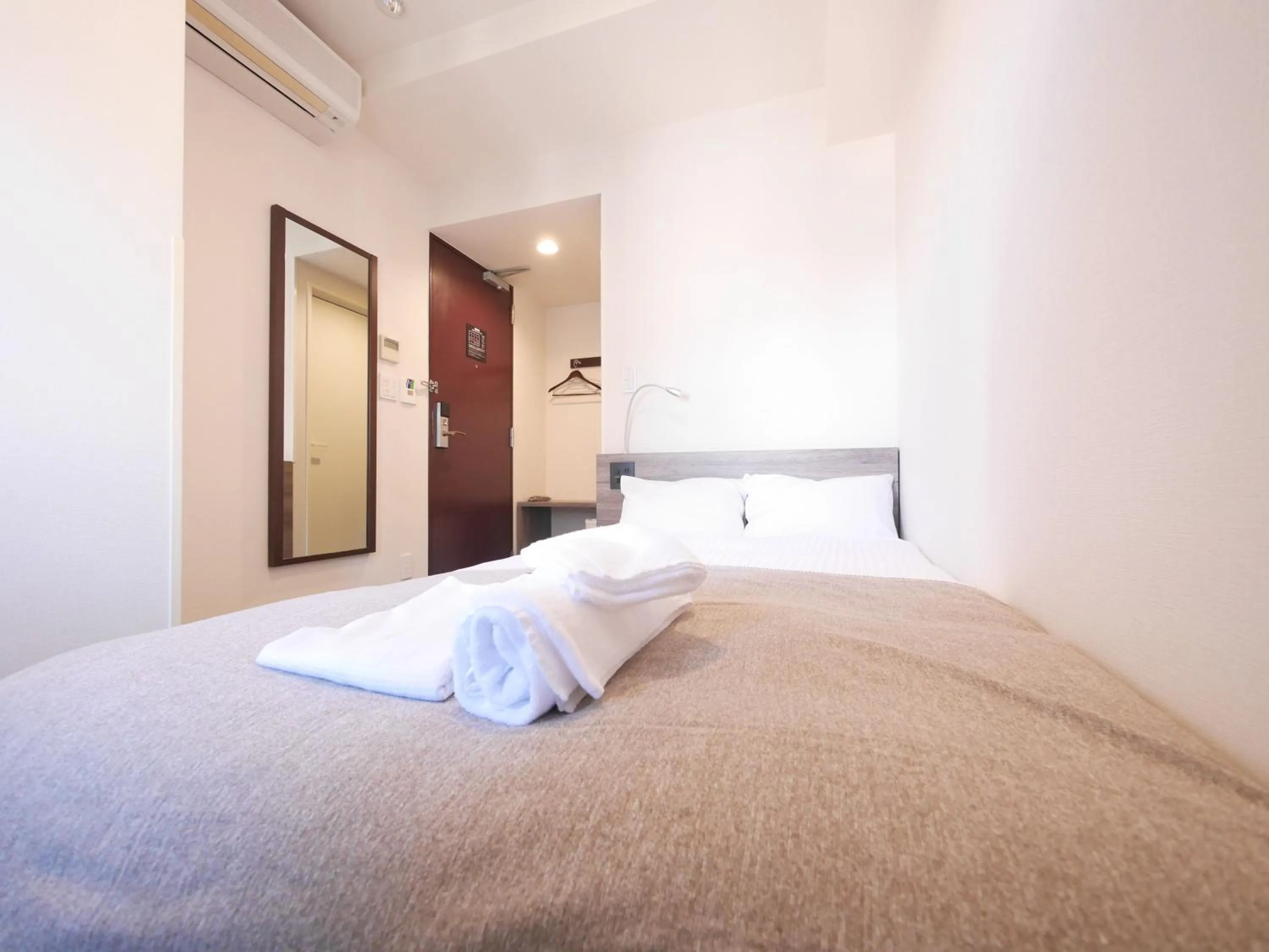 Photo of the whole room, Bed in Hotel Comfybed Ginza