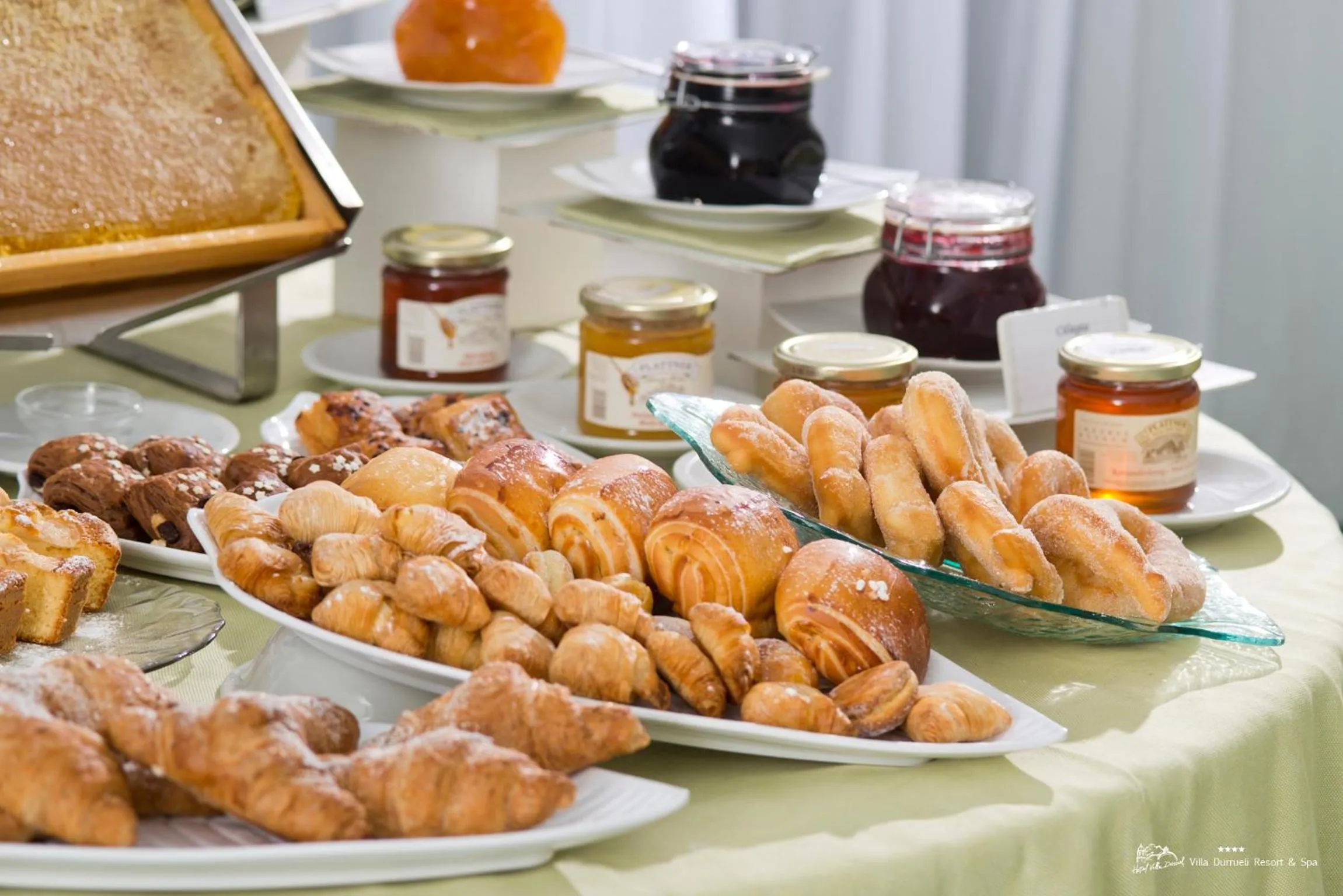 Continental breakfast in Hotel Villa Durrueli Resort & Spa