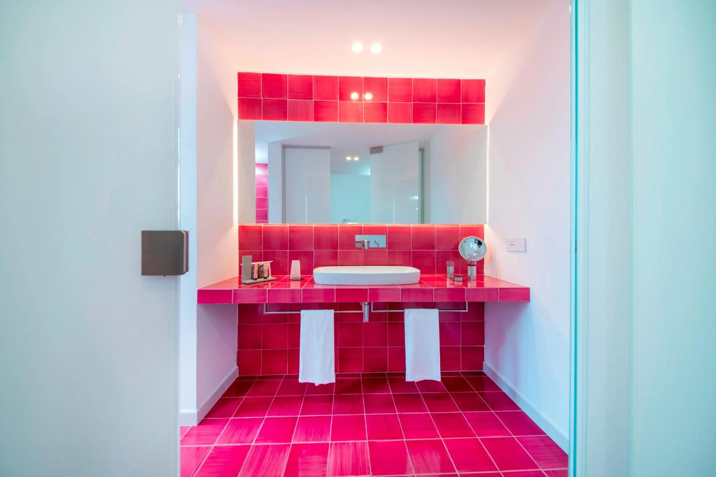 Bathroom in Hotel Villa Durrueli Resort & Spa