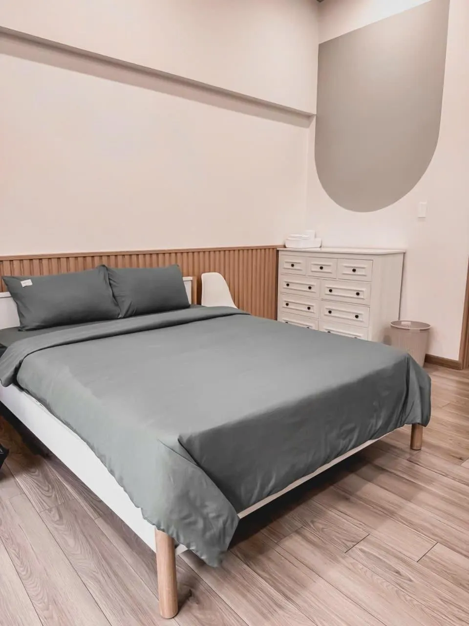 Bed in B786 Airport Apartment