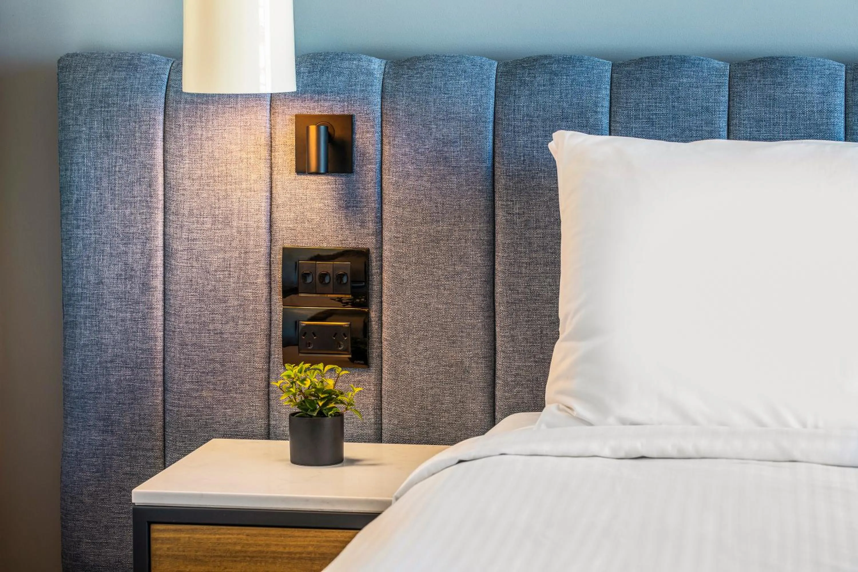 Bedroom, Bed in voco Melbourne Central