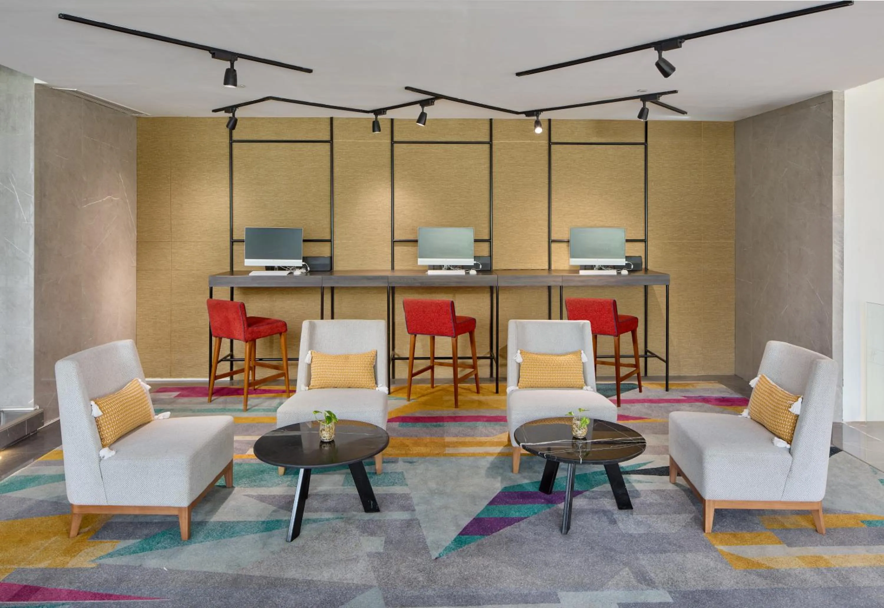 Seating area in Holiday Inn Cebu City by IHG