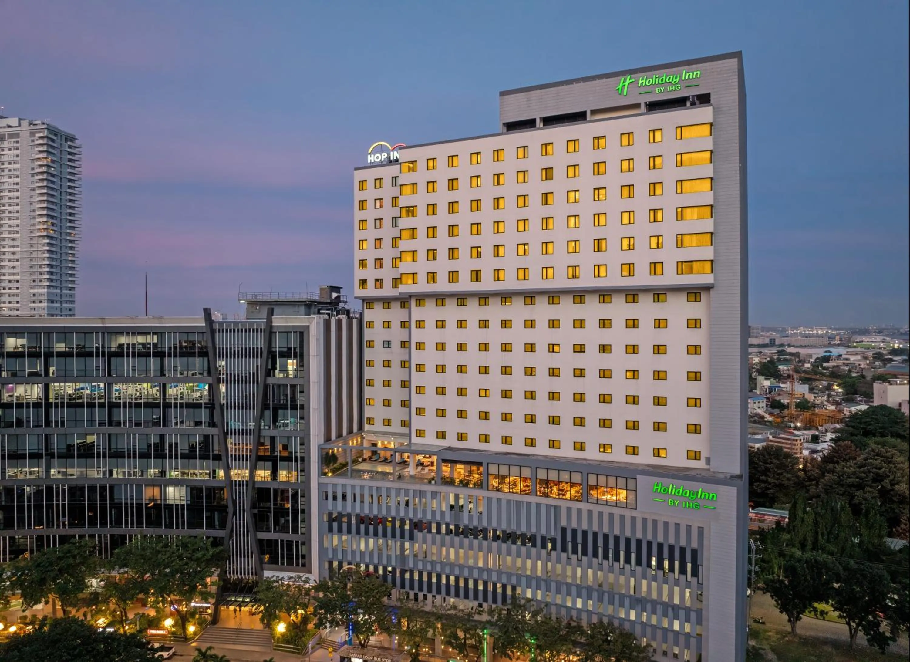 Property building in Holiday Inn Cebu City by IHG