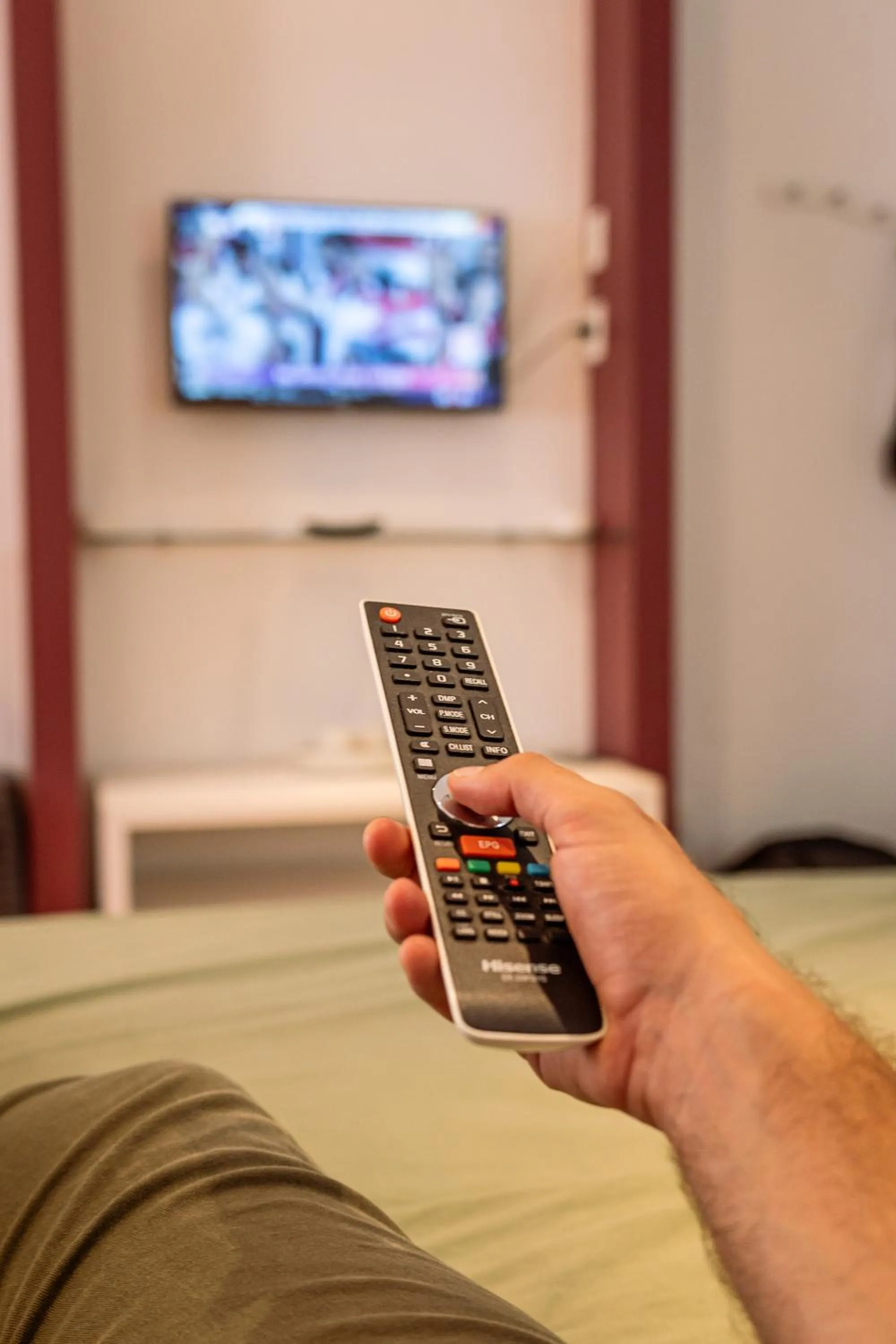 TV and multimedia in BENS Downtown Apartments