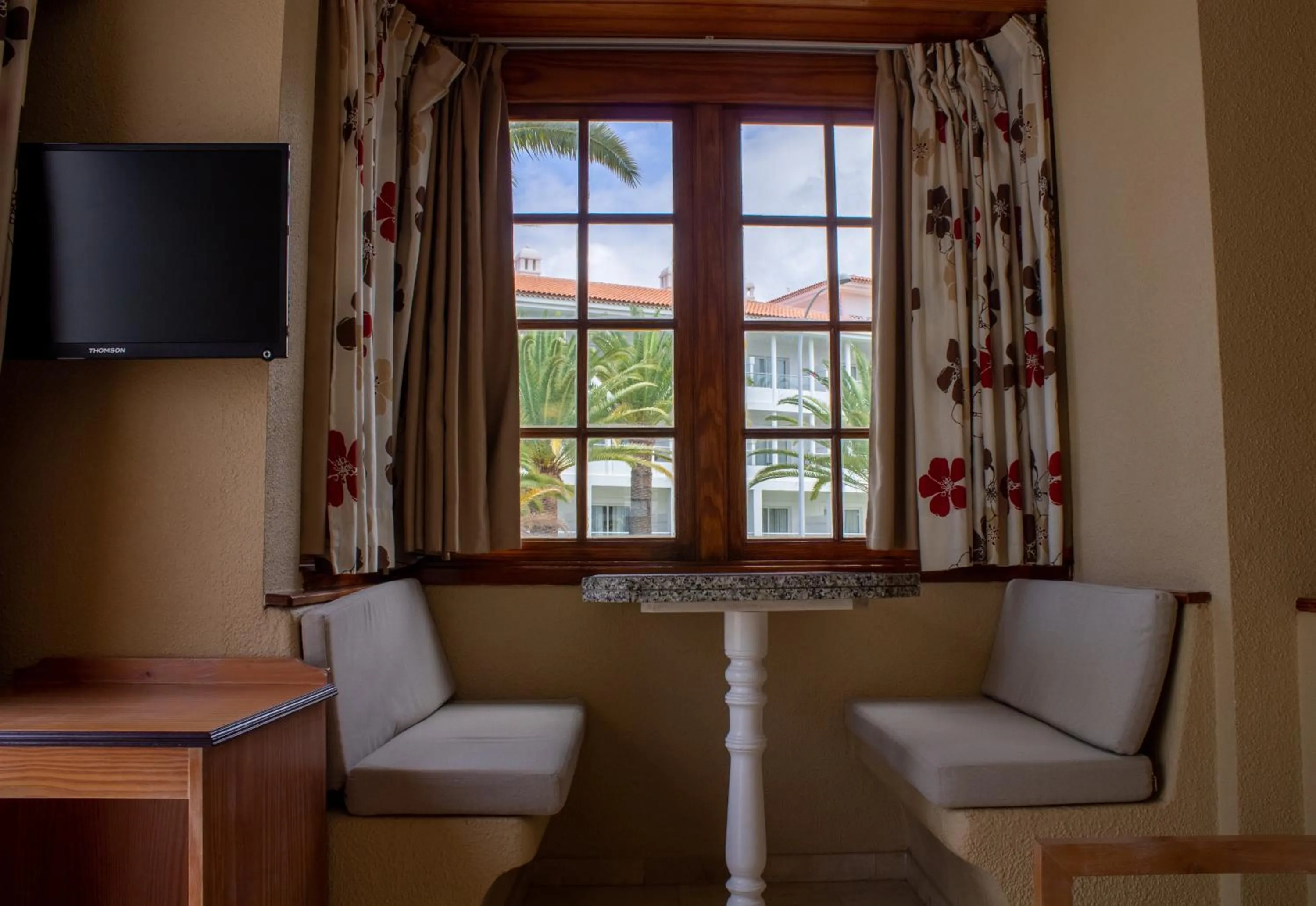 Garden view in Apartamentos El Beril Costa Adeje