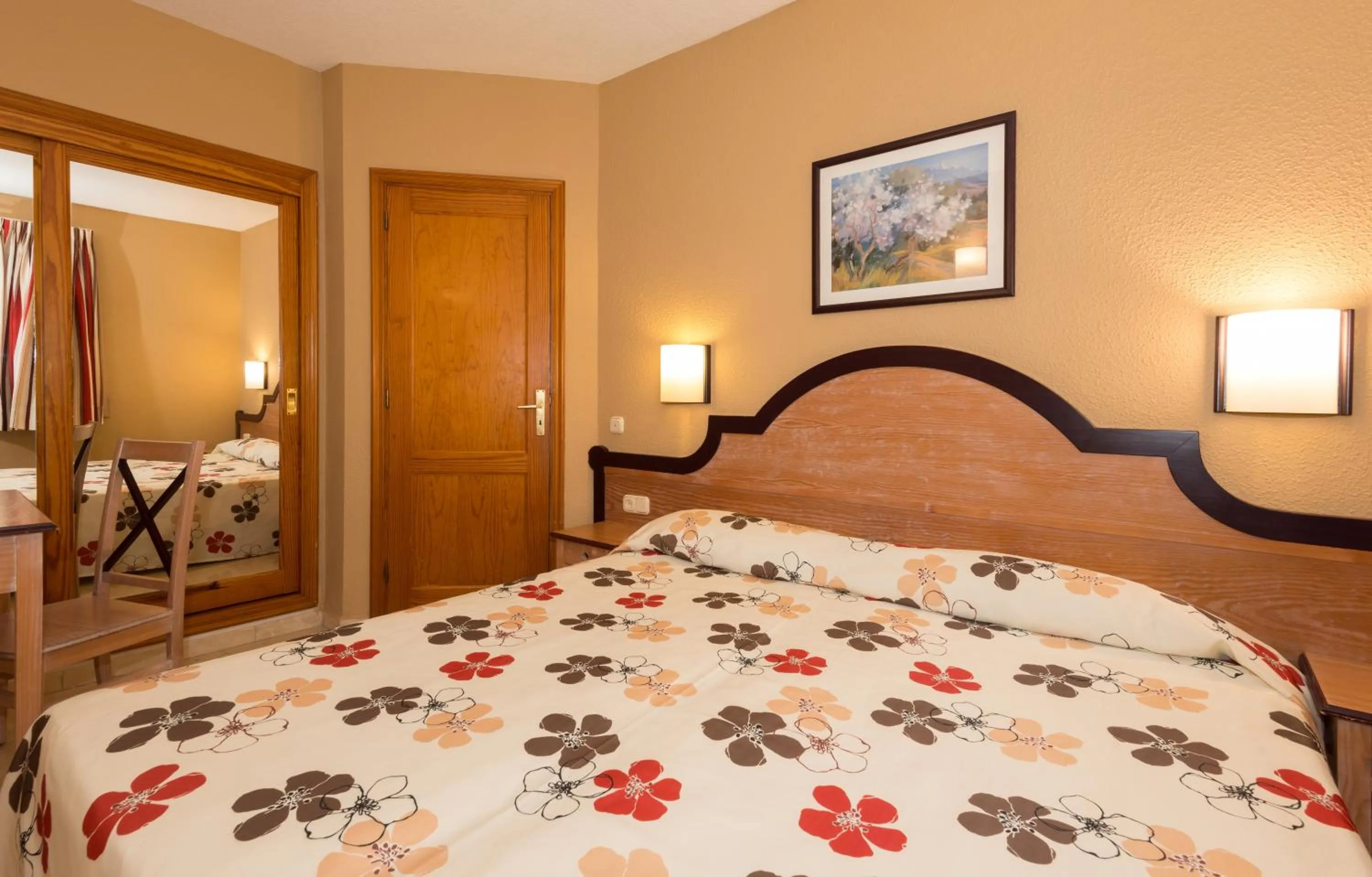 Bed in Apartamentos El Beril Costa Adeje