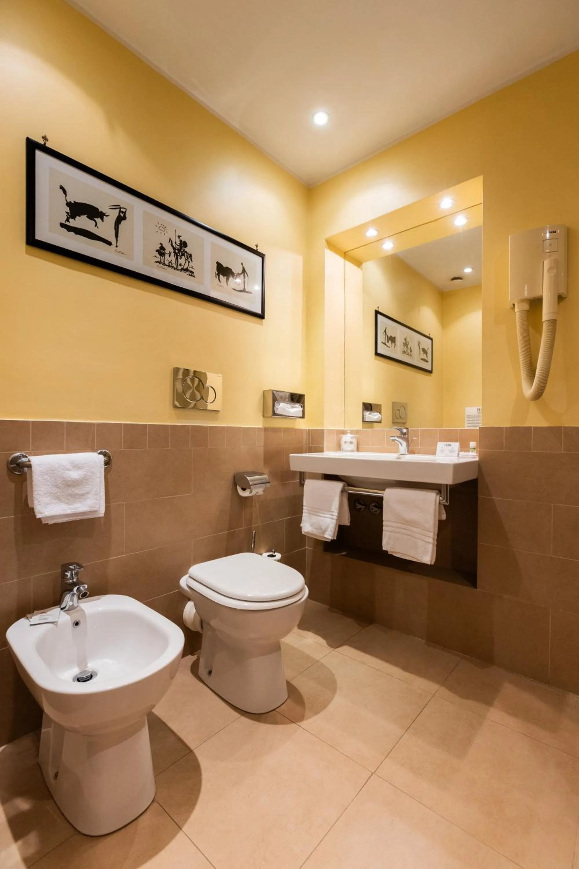 Toilet in FH55 Grand Hotel Palatino