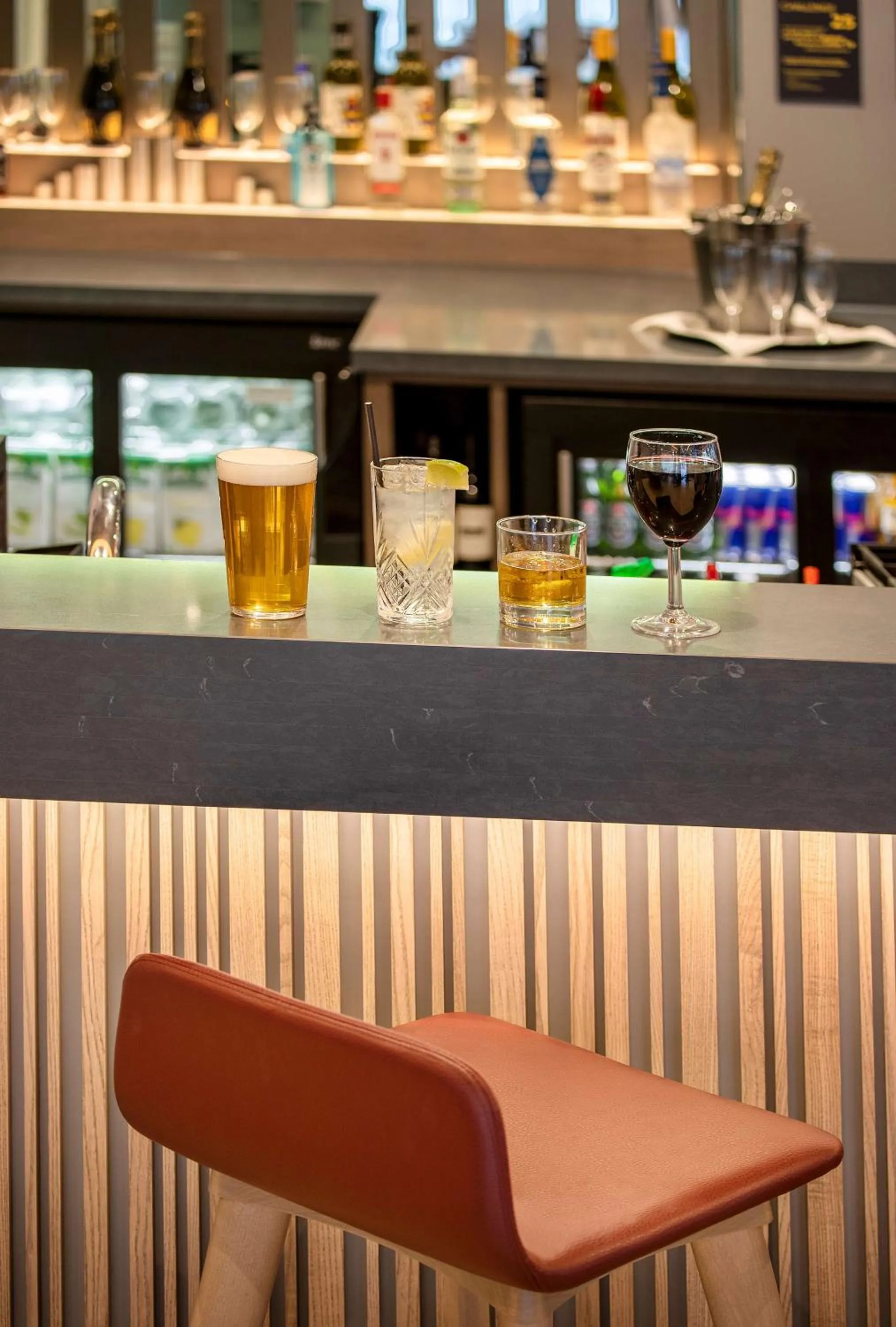 Lounge or bar in Hampton By Hilton Bath City