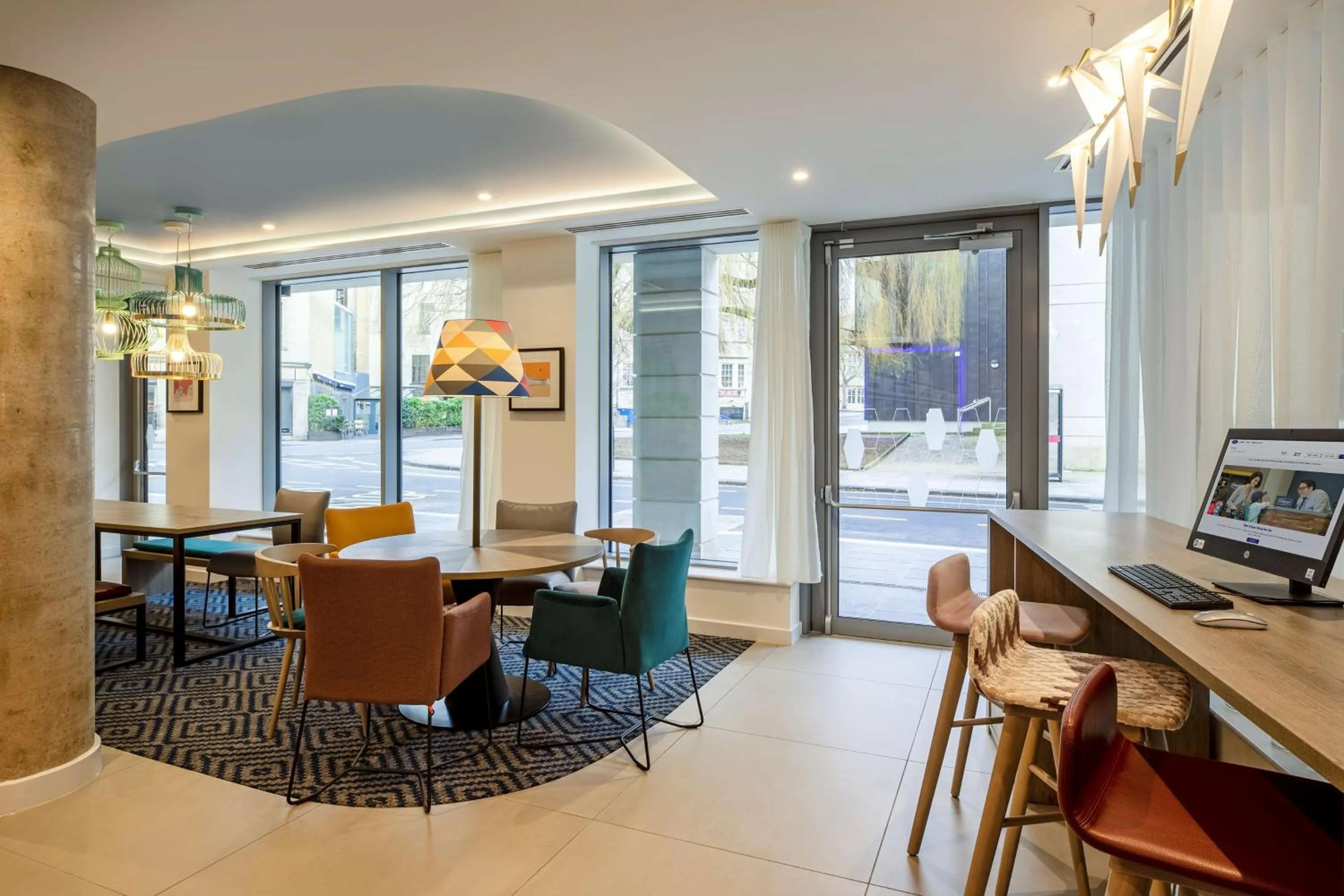 Business facilities in Hampton By Hilton Bath City