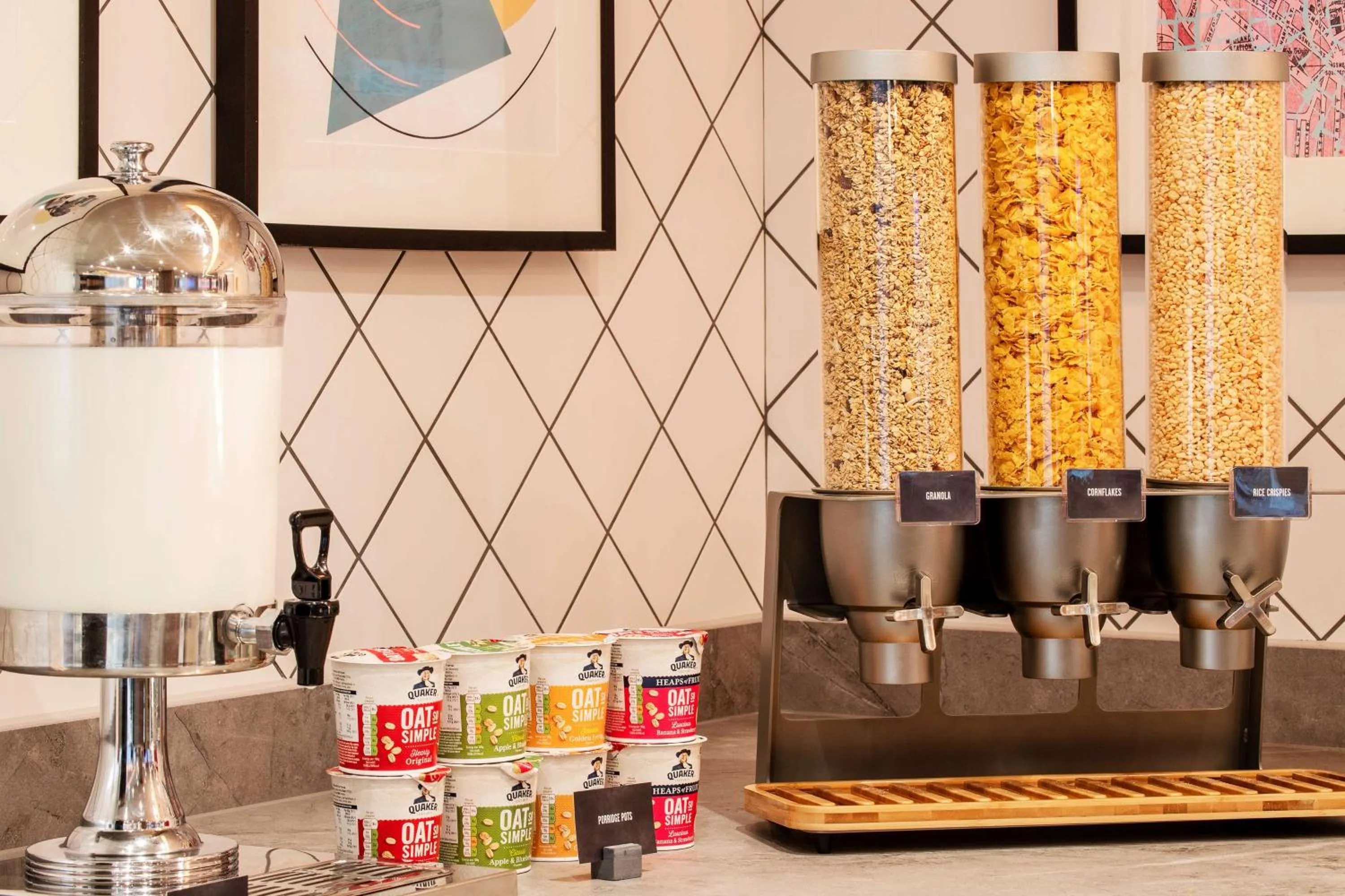 Breakfast in Hampton By Hilton Bath City