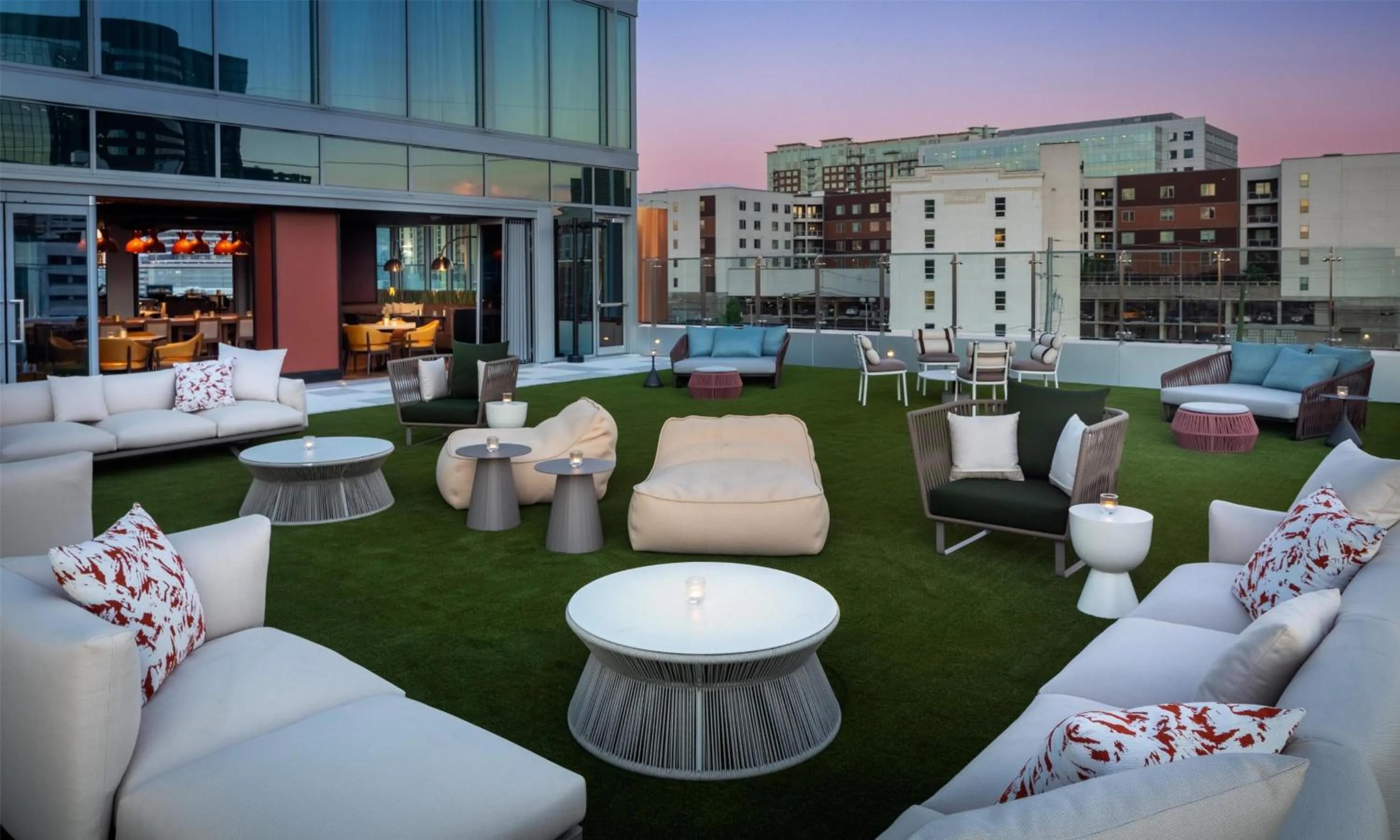 Dining area in Conrad Nashville