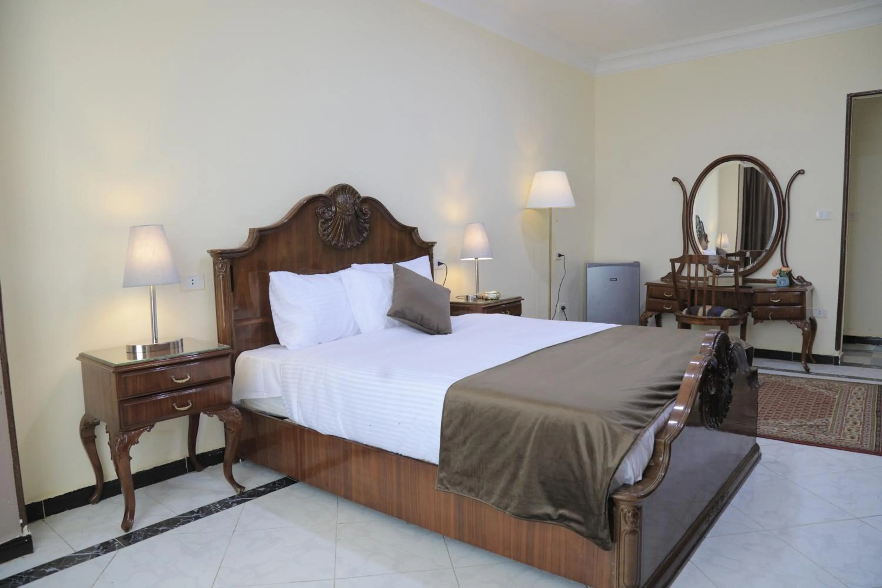 Bed in Jewel Fayed Hotel