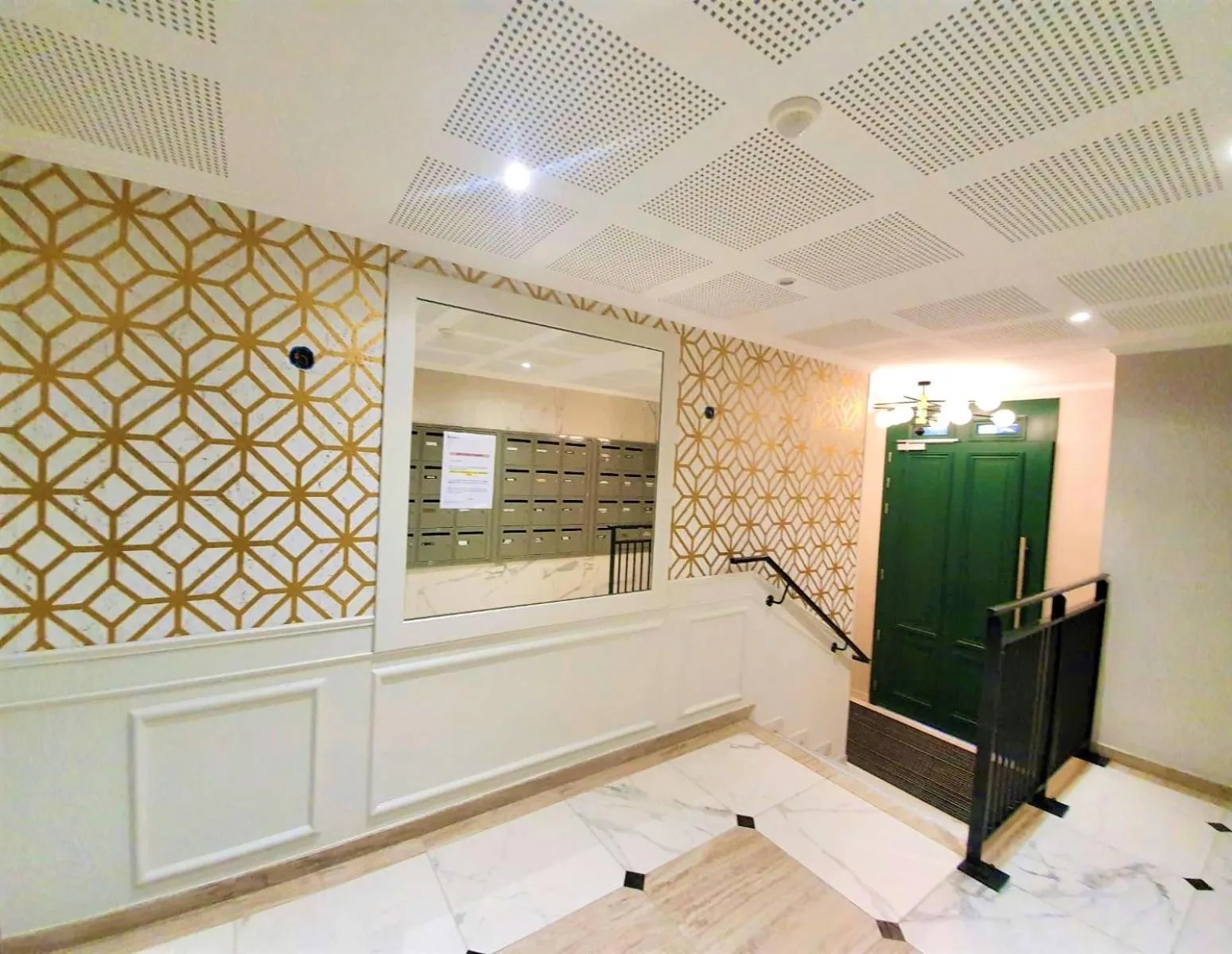 Lobby or reception in Sublime Appartemt 5 min Disneyland/Vallée Village/Val d'europe