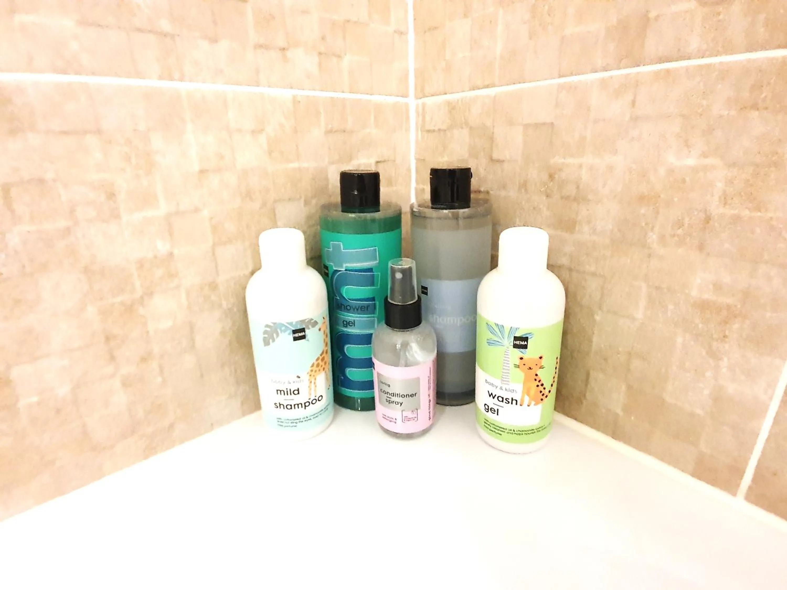 Public Bath in Sublime Appartemt 5 min Disneyland/Vallée Village/Val d'europe