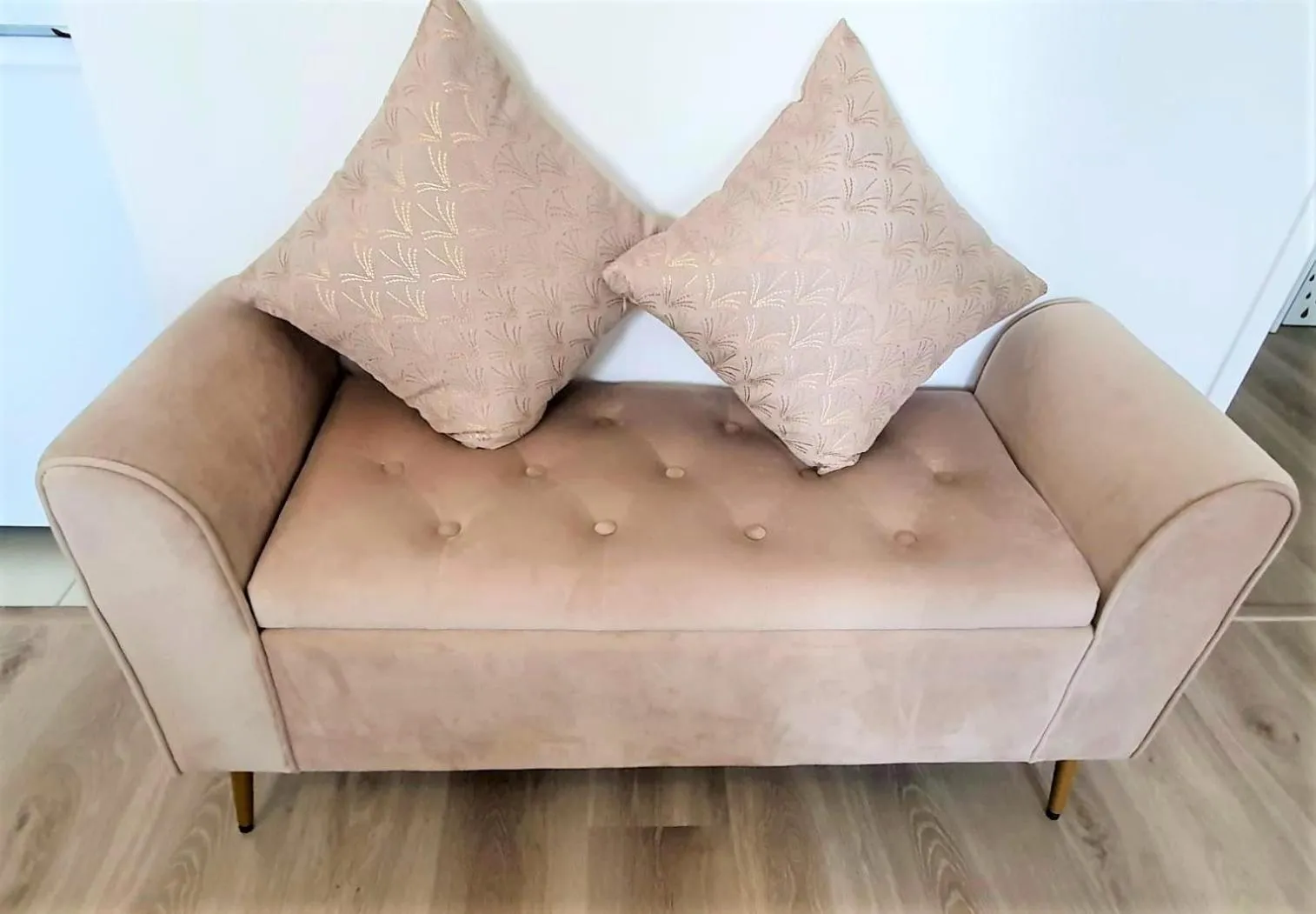 Living room in Sublime Appartemt 5 min Disneyland/Vallée Village/Val d'europe