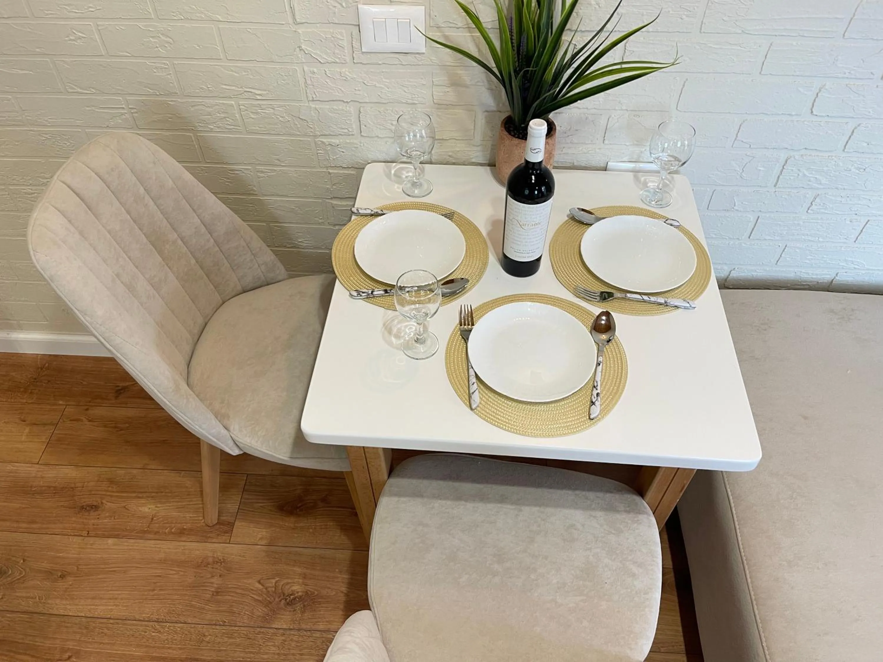 Living room in Arial Penthouse Suites