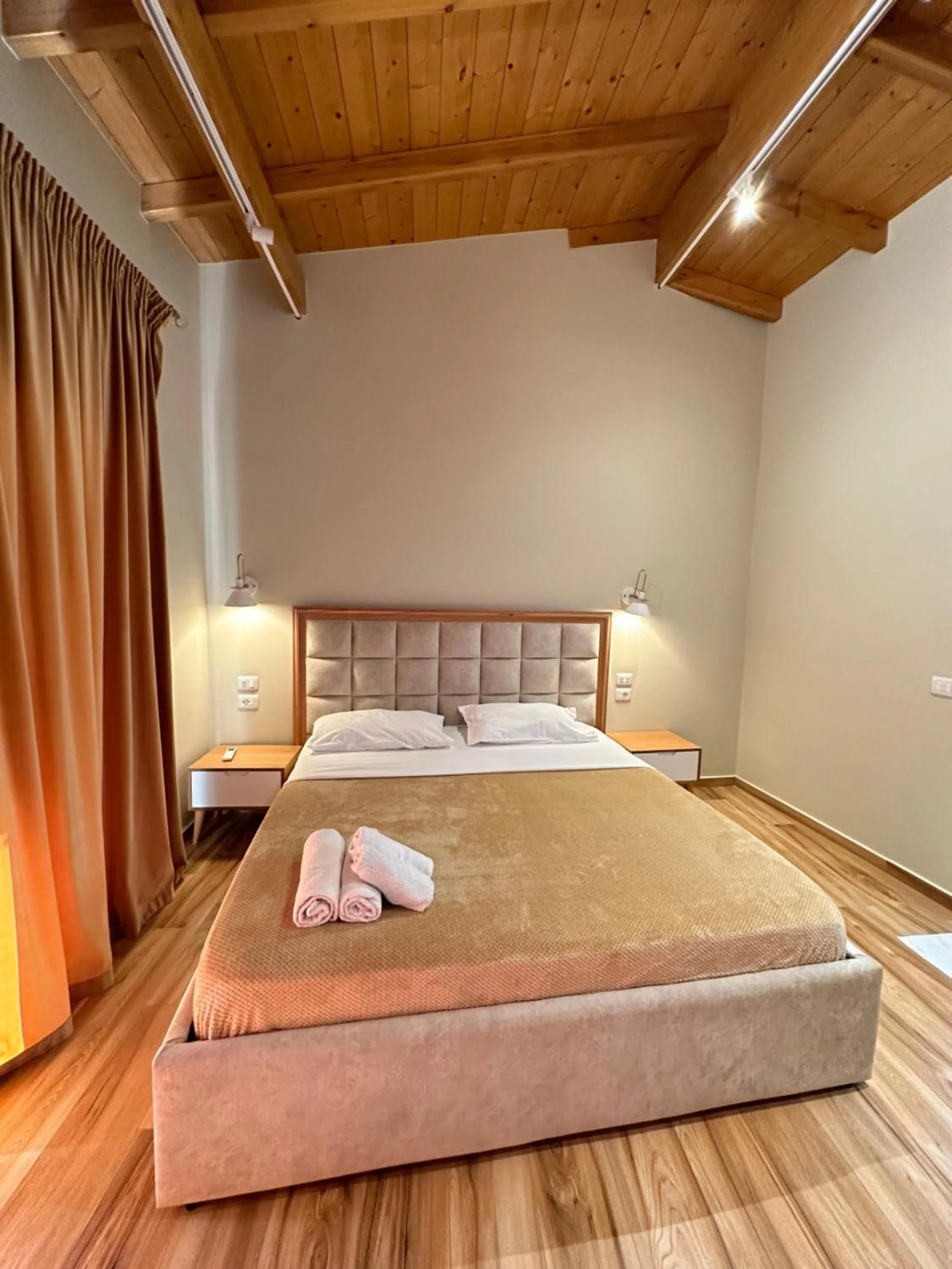 Bed in Arial Penthouse Suites