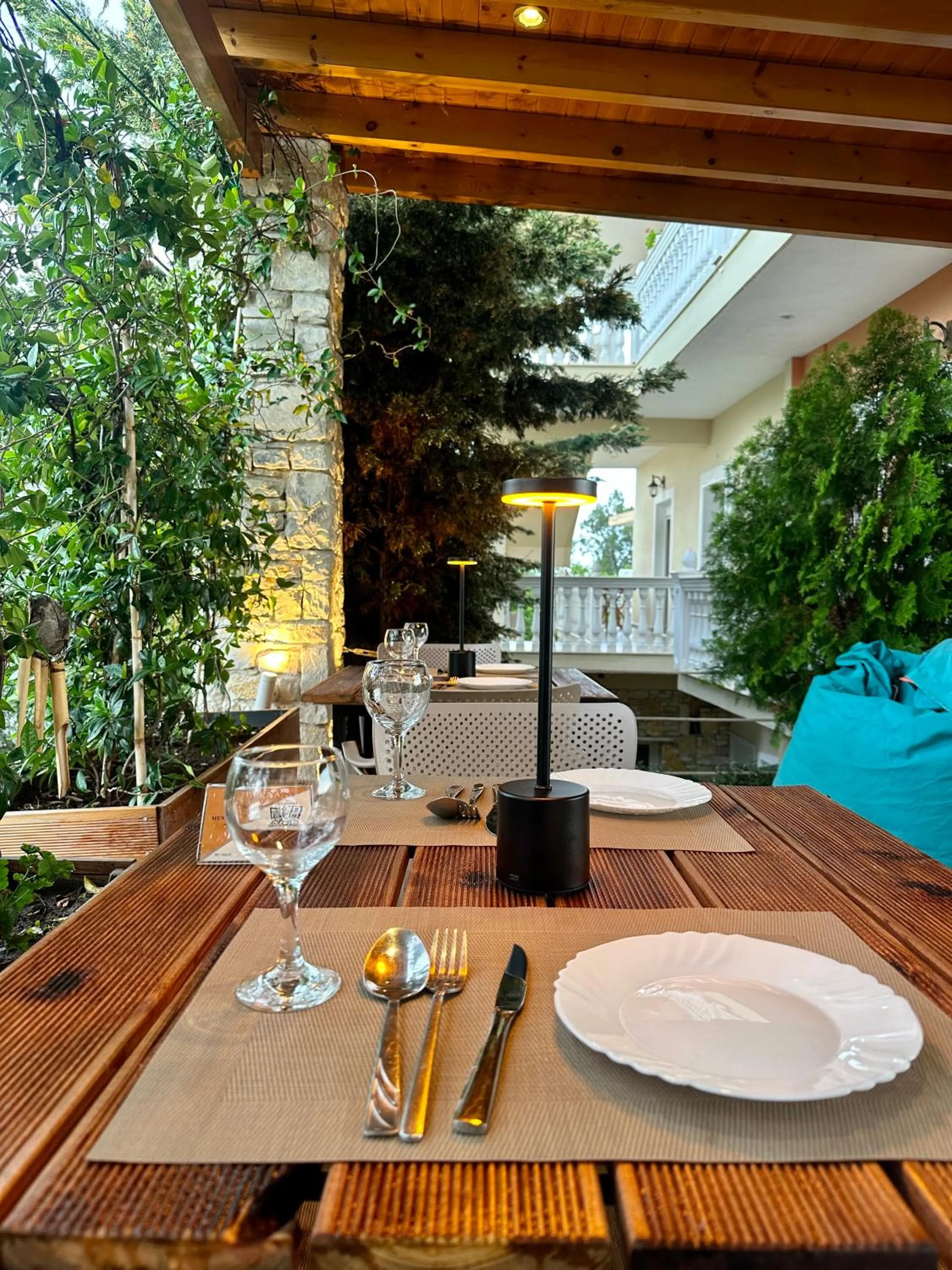 Patio in Arial Penthouse Suites